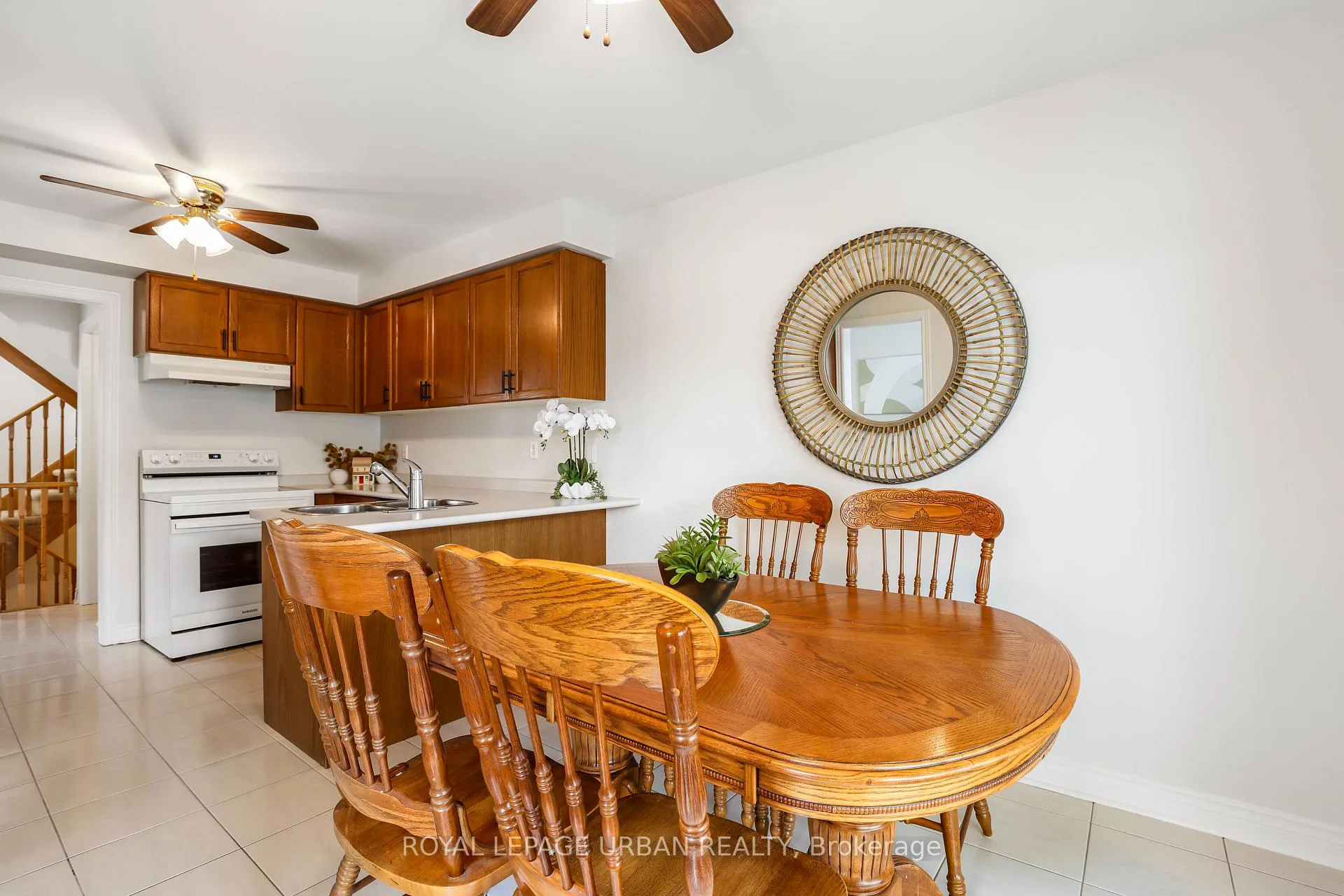 Photo 12 of 1505 Garland Crescent, Pickering, Amberlea — HOMEH