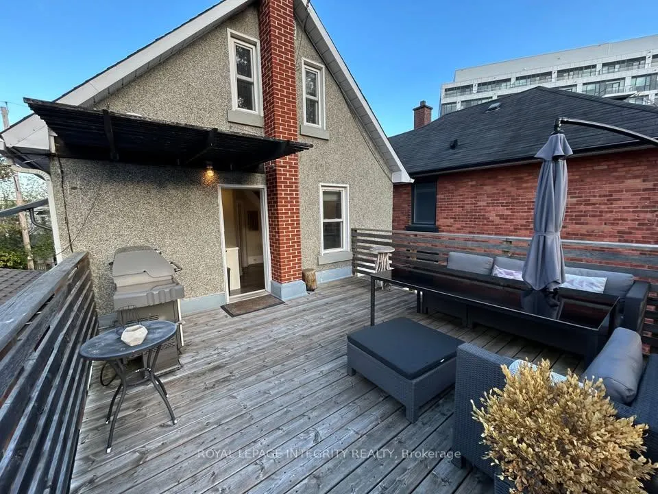 Photo 2 of 18 Commanda Way, Ottawa, Lindenlea — HOMEH