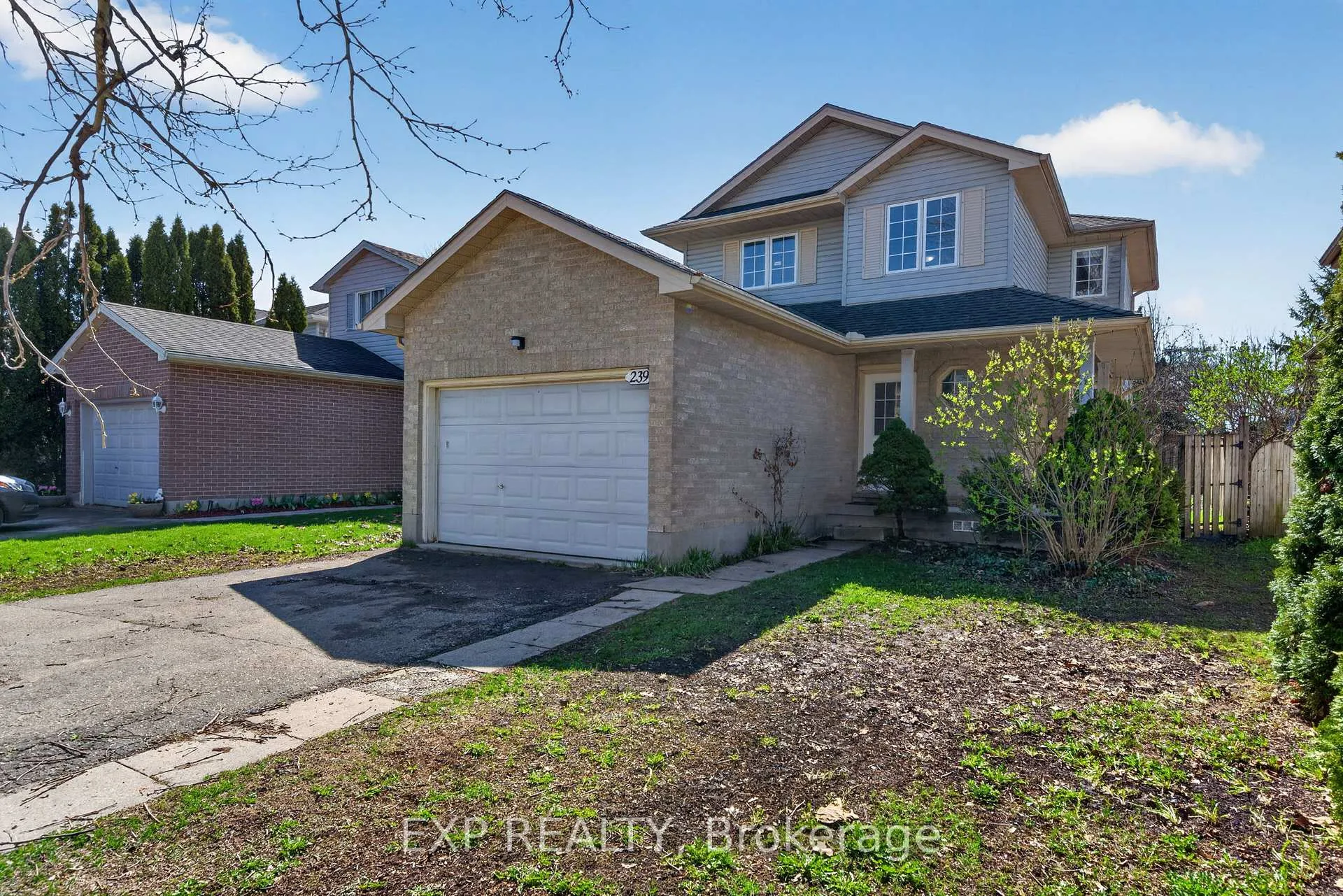 Photo 2 of 239 Fleming Drive, London, East D — HOMEH