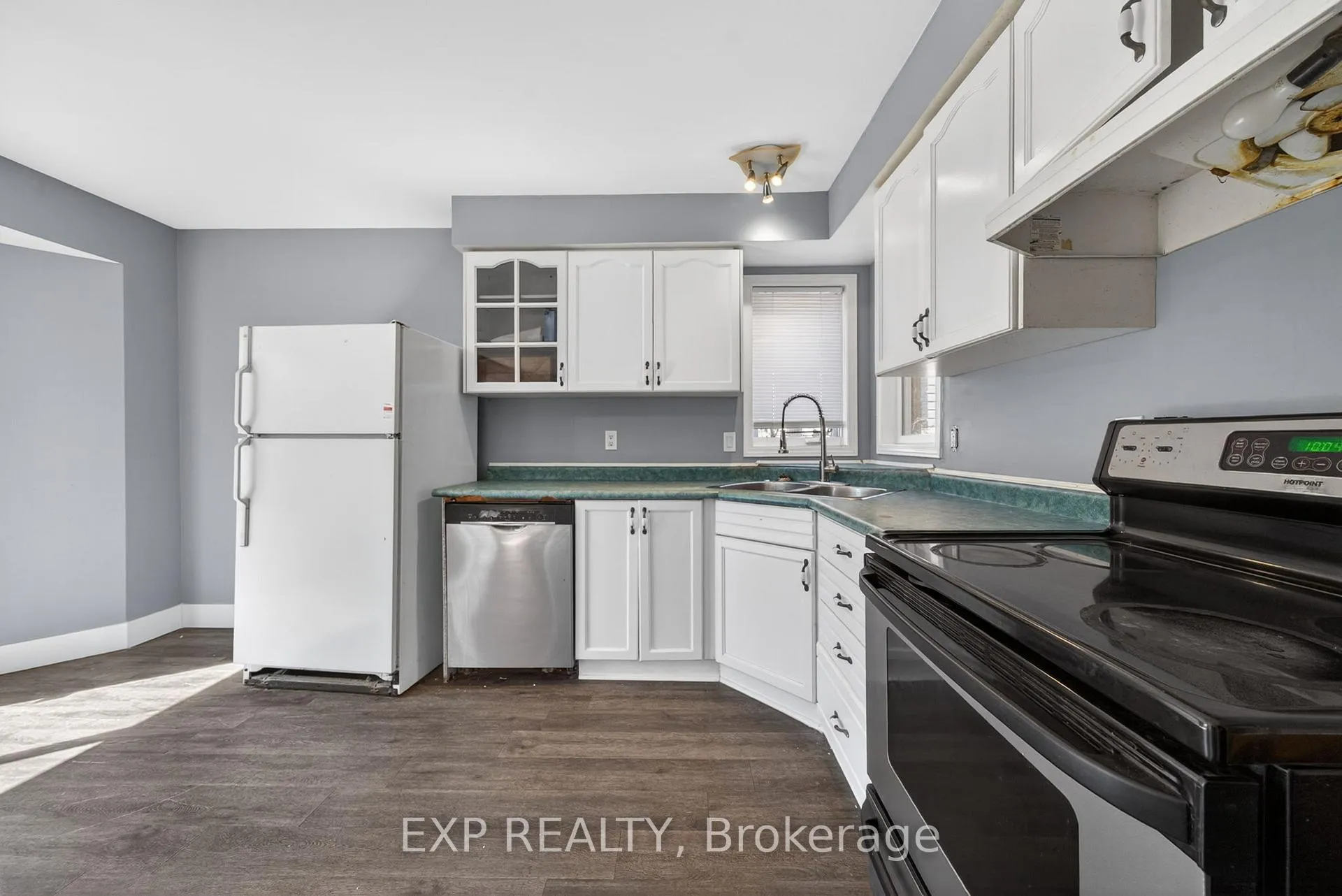 Photo 7 of 239 Fleming Drive, London, East D — HOMEH