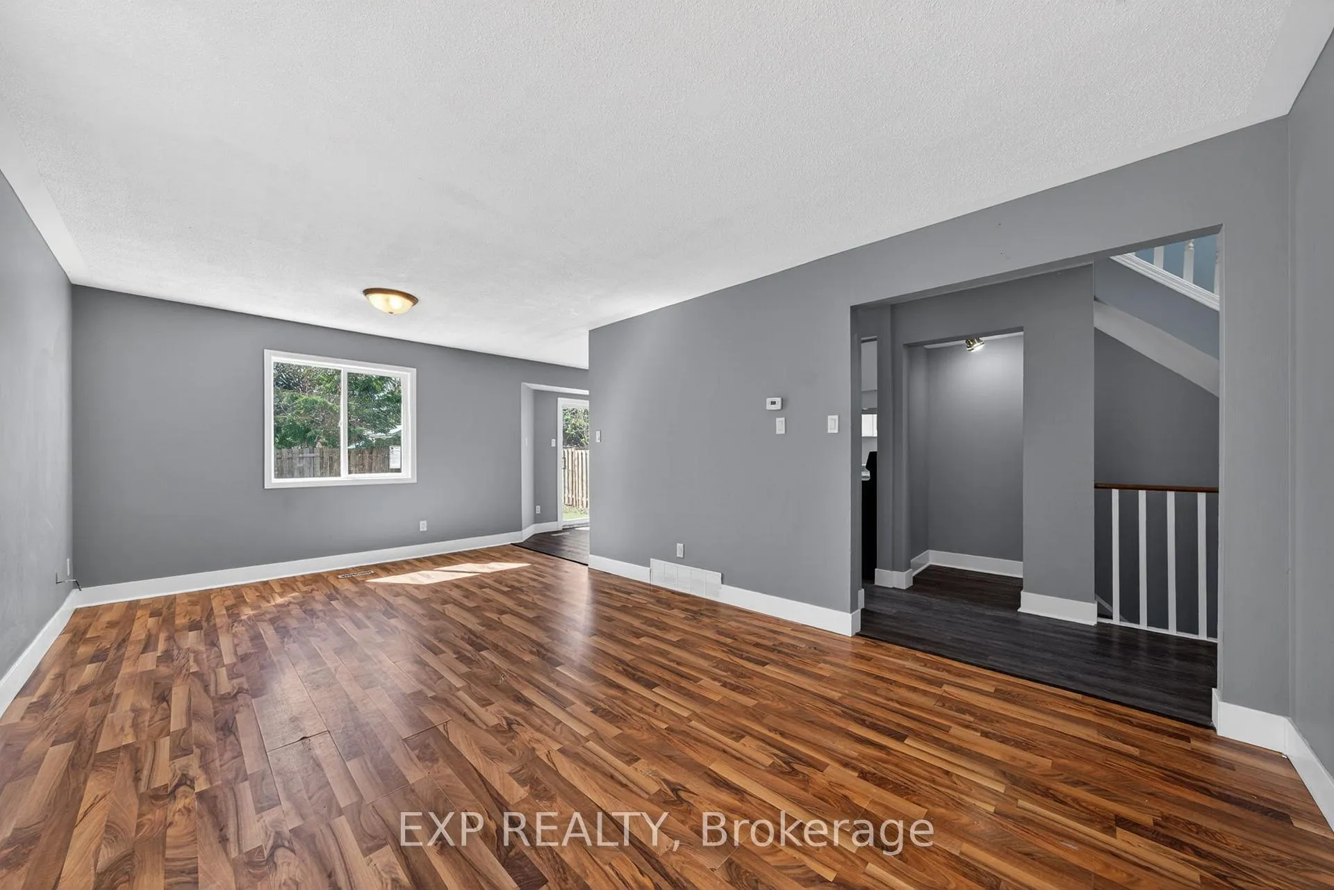 Photo 11 of 239 Fleming Drive, London, East D — HOMEH