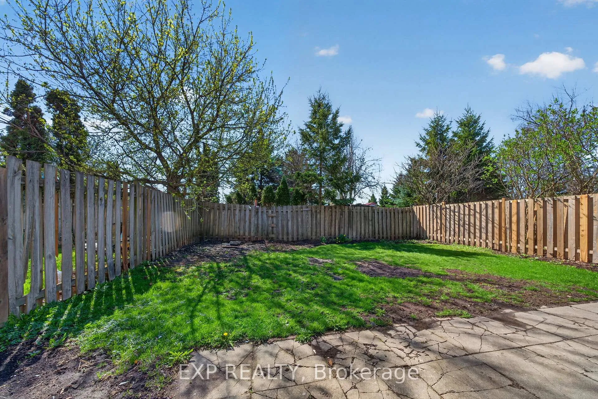 Photo 32 of 239 Fleming Drive, London, East D — HOMEH