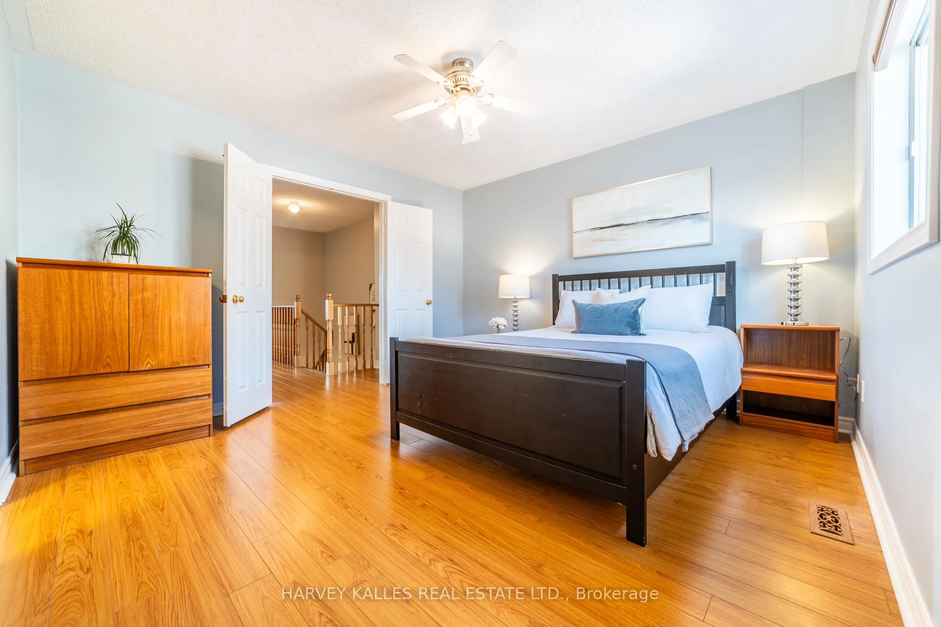 Photo 14 of 542 Leatherleaf Drive, Mississauga, Hurontario — HOMEH