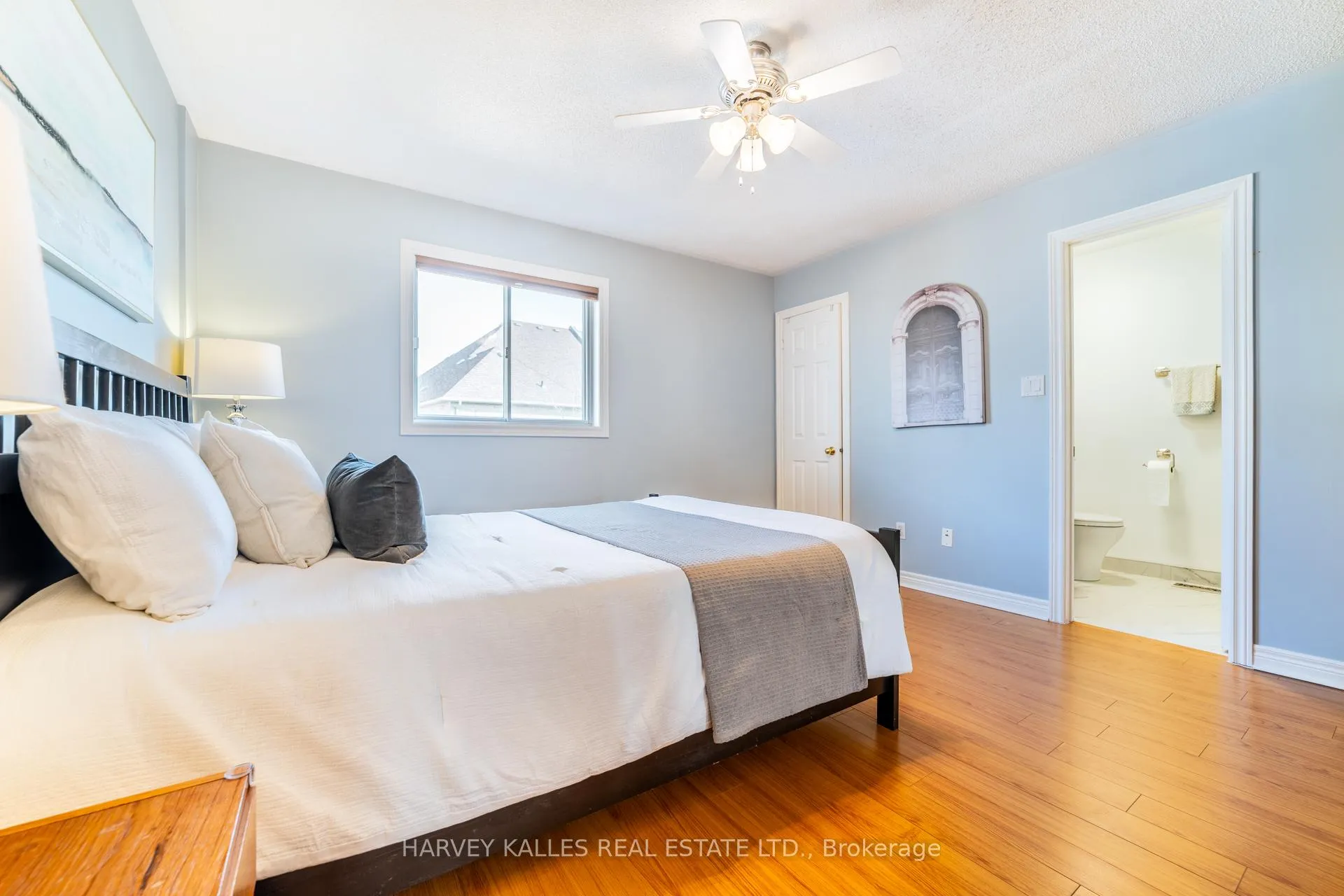 Photo 15 of 542 Leatherleaf Drive, Mississauga, Hurontario — HOMEH