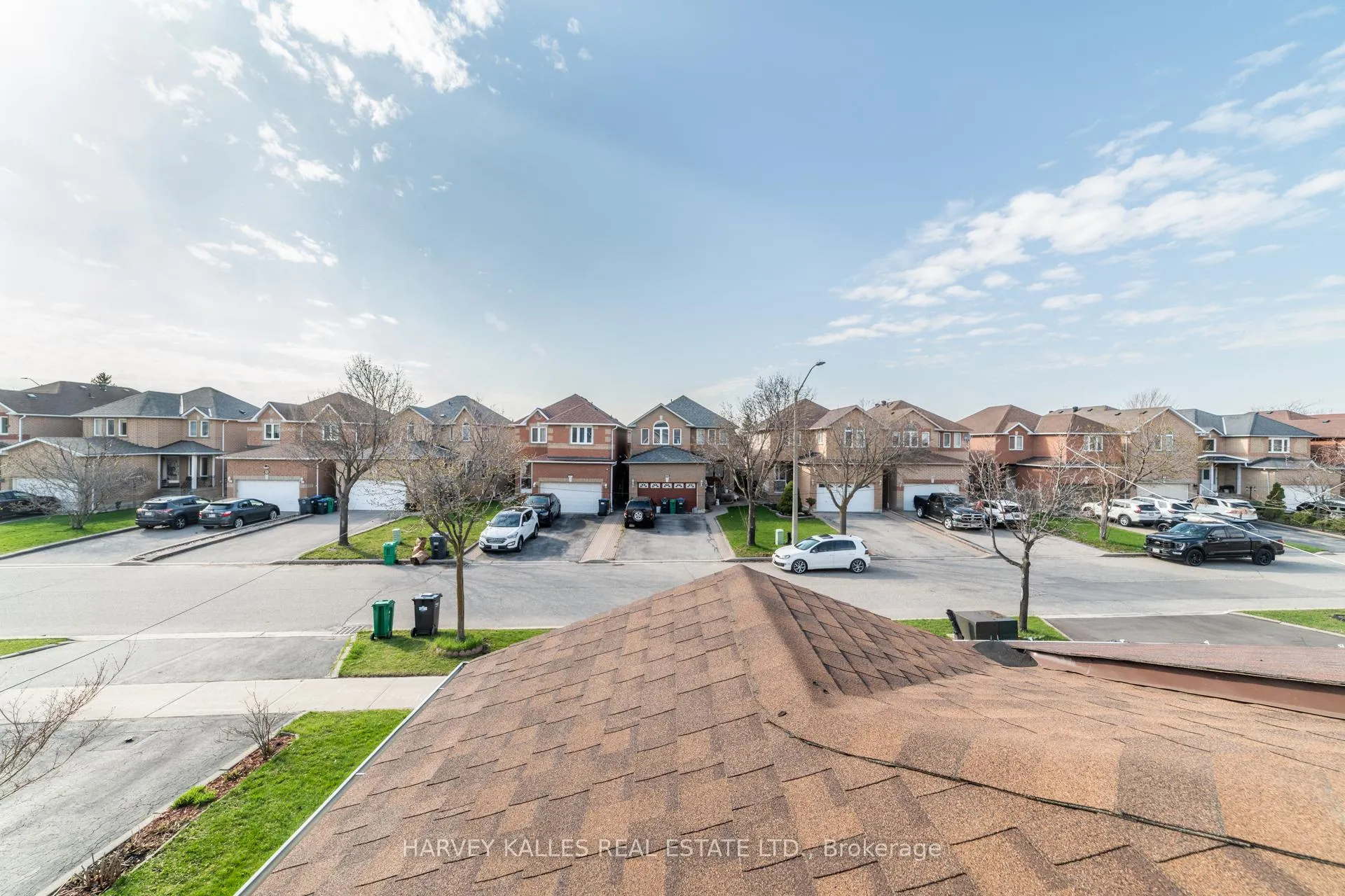 Photo 22 of 542 Leatherleaf Drive, Mississauga, Hurontario — HOMEH