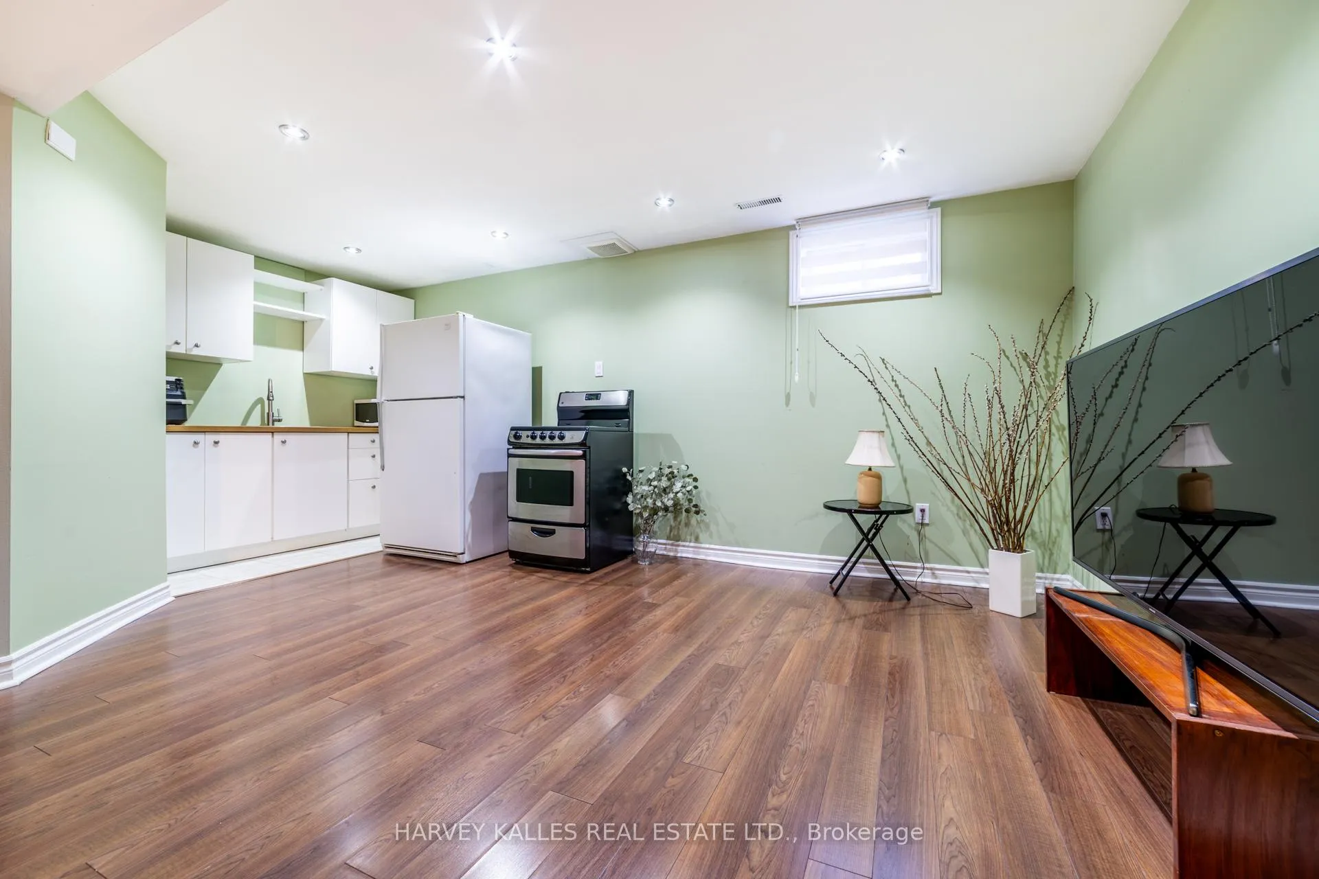 Photo 26 of 542 Leatherleaf Drive, Mississauga, Hurontario — HOMEH