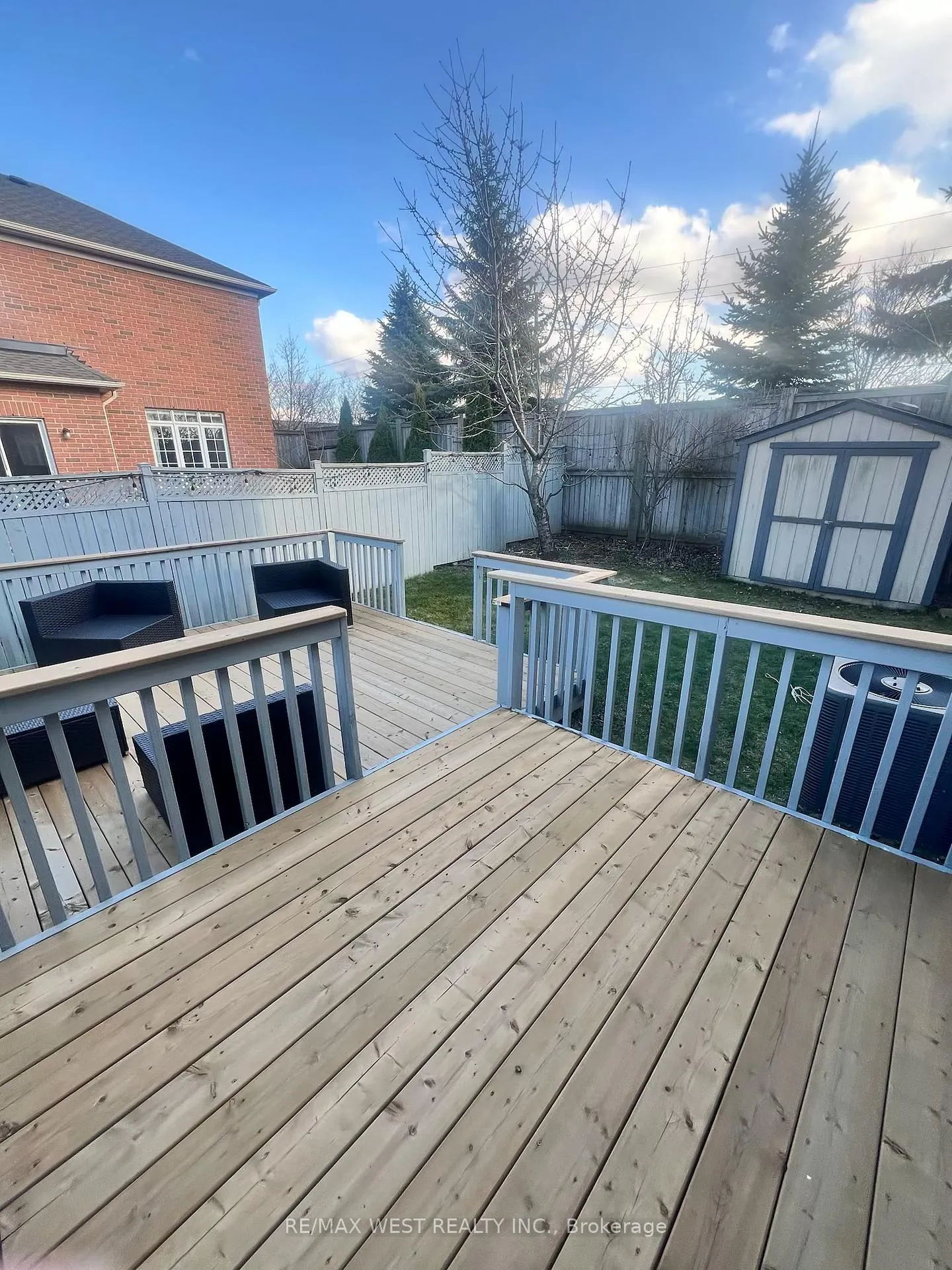 Photo 12 of 4 Raintree Drive, Hamilton, Stoney Creek — HOMEH