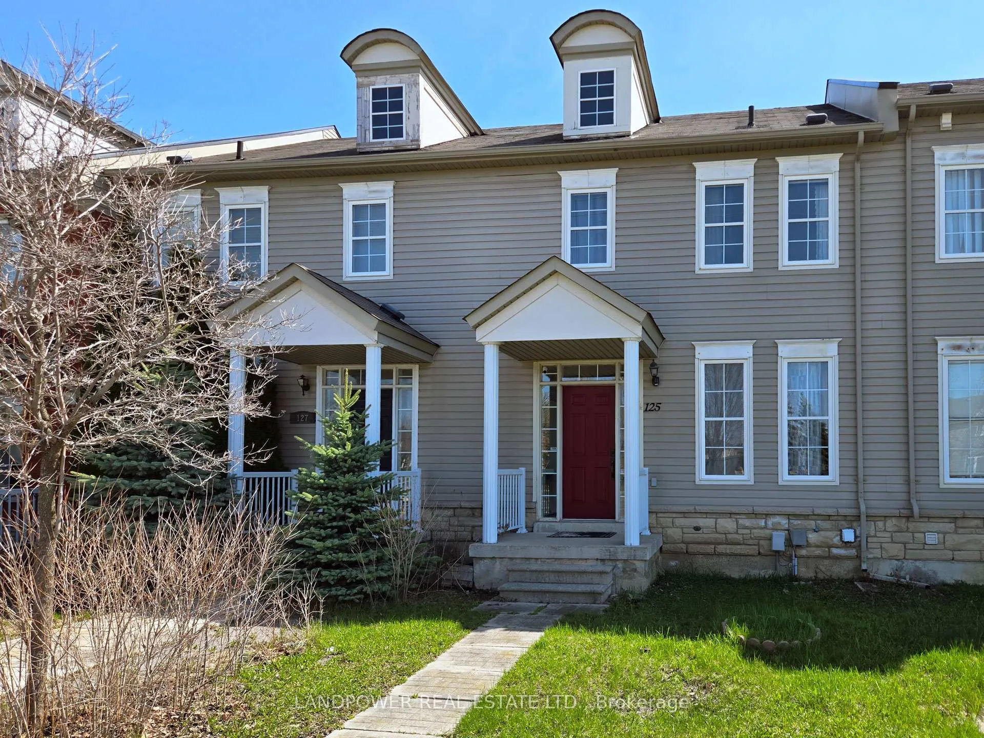 Front of 125 Yale Lane
