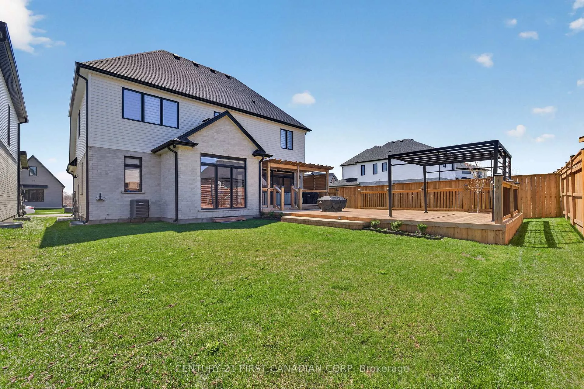 Photo 44 of 54 Aspen Circle, Thames Centre, Rural Thames Centre — HOMEH