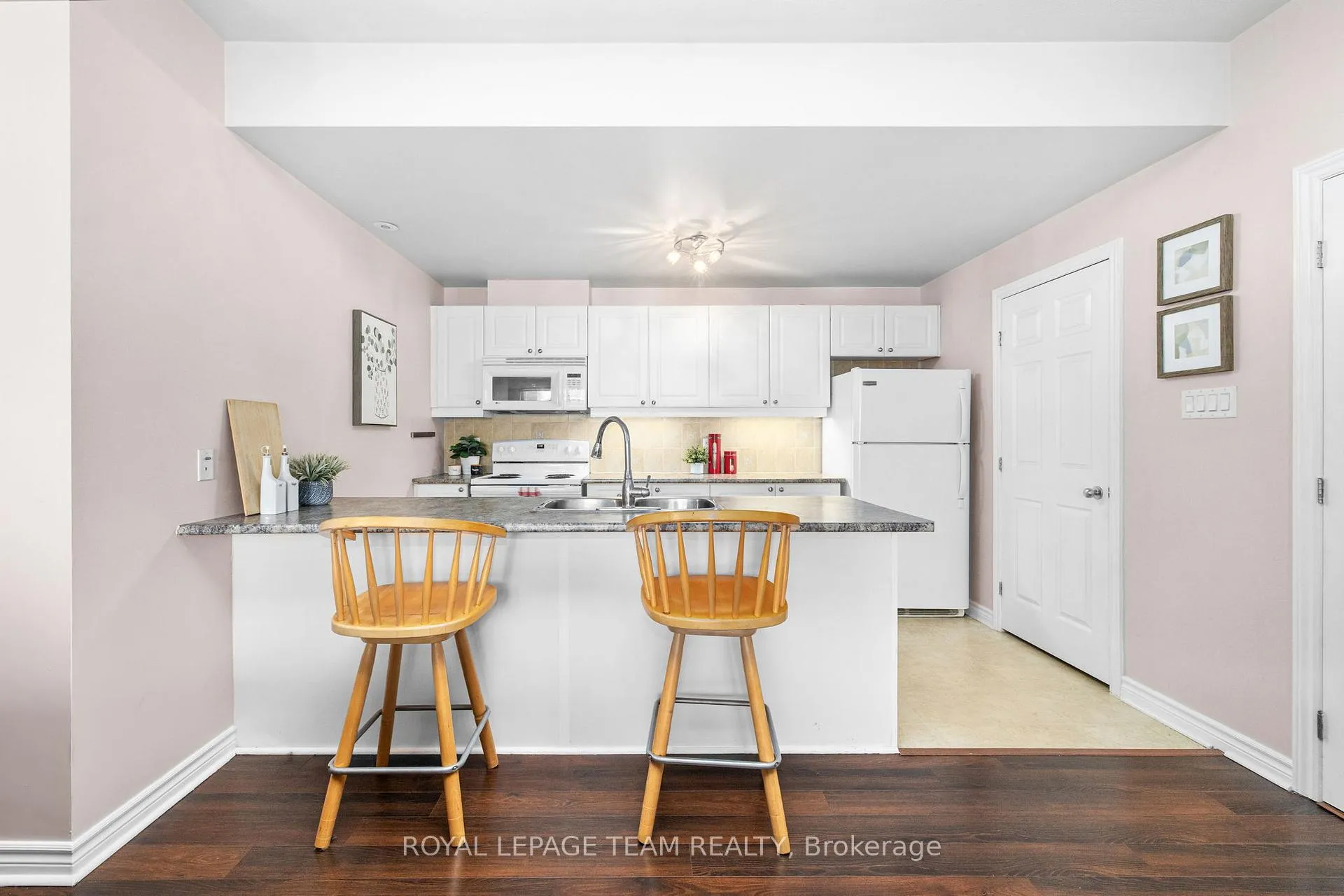 Photo 10 of Unit E, 1103 Stittsville Main Street E, Ottawa, Stittsville (North) — HOMEH