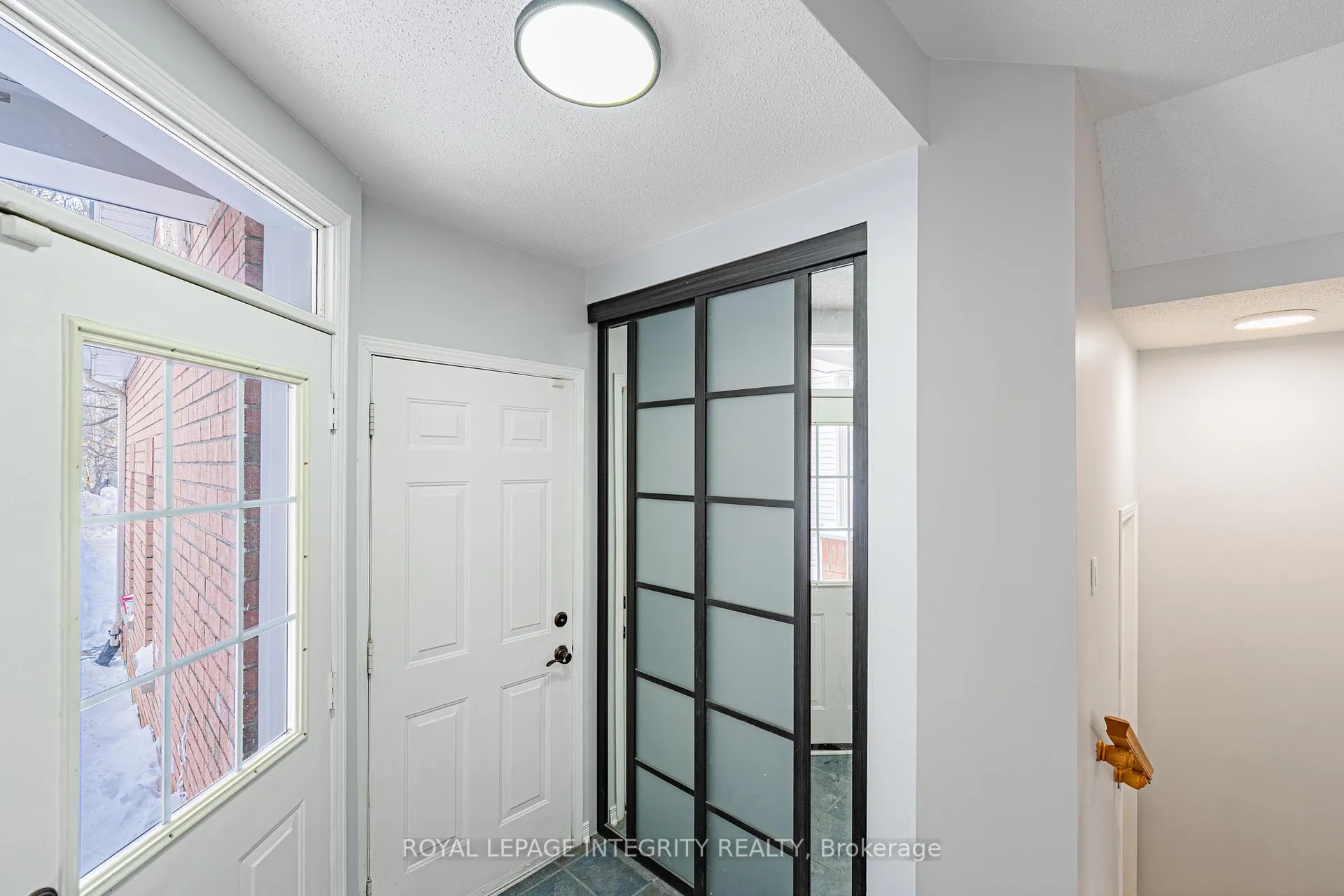 Photo 4 of 111 Hemlo Crescent, Ottawa, Kanata - Kanata Lakes/Heritage Hills — HOMEH