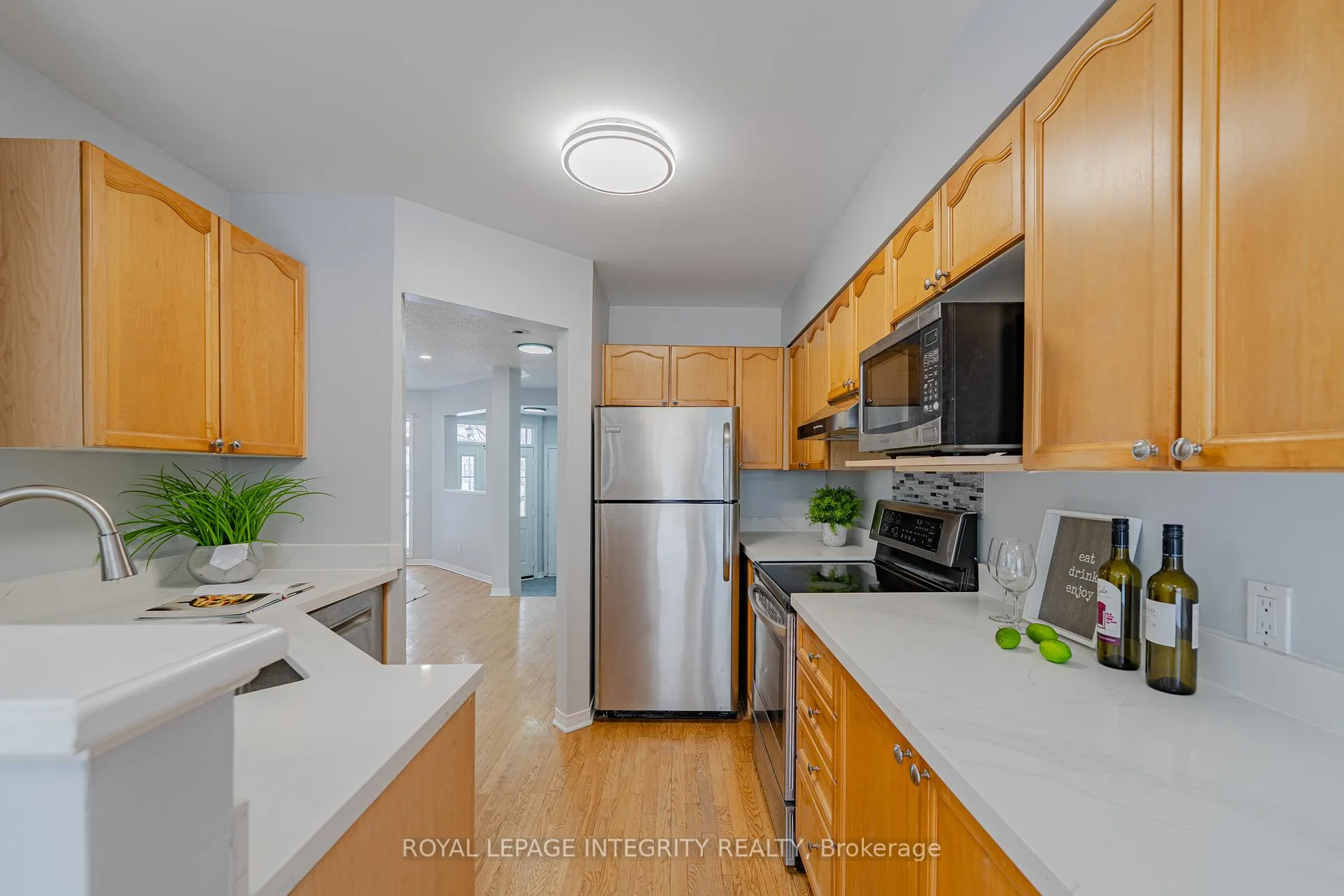 Photo 16 of 111 Hemlo Crescent, Ottawa, Kanata - Kanata Lakes/Heritage Hills — HOMEH