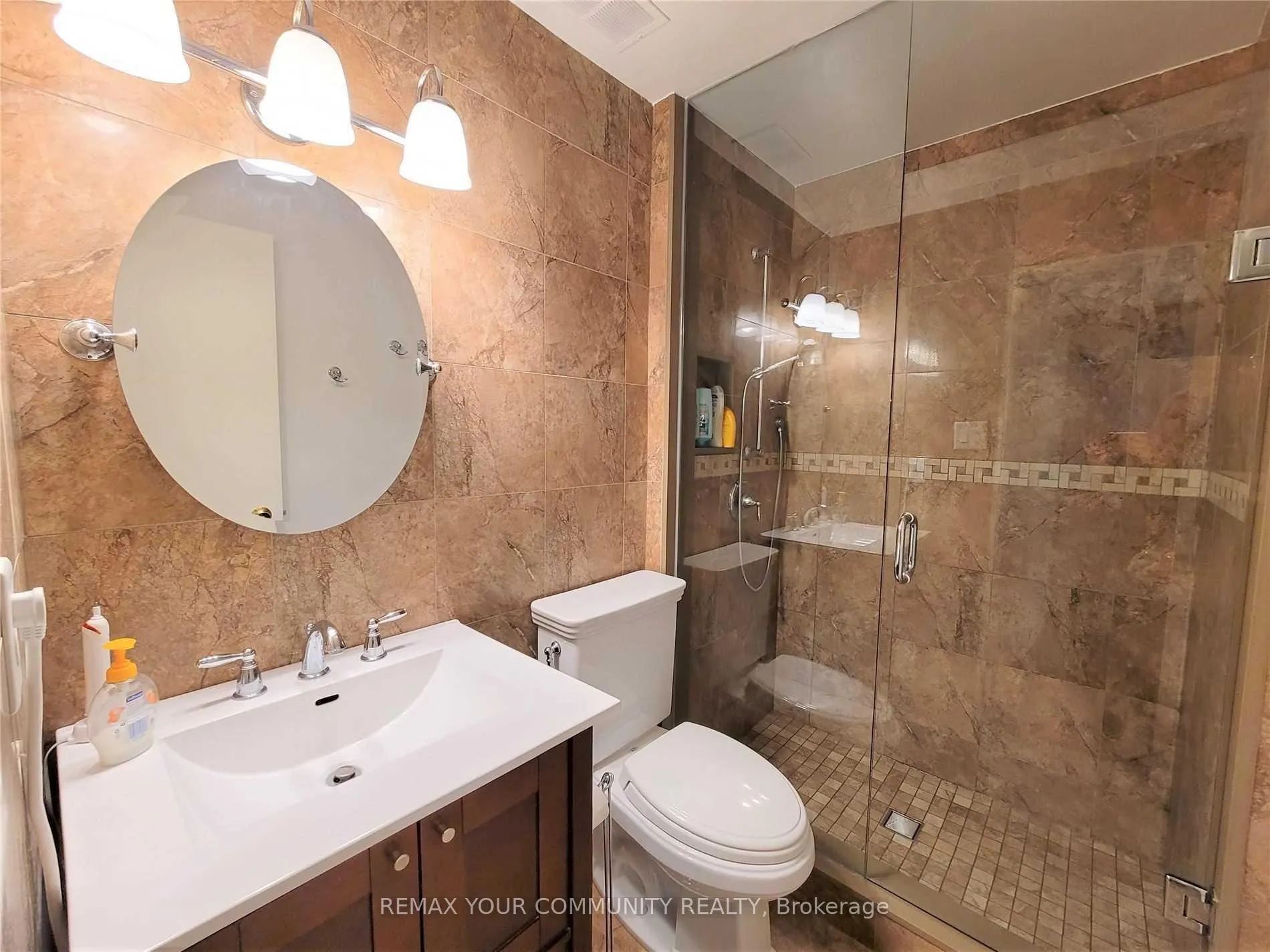 Photo 4 of Unit 227, 16A Elgin Street, Markham, Thornhill — HOMEH