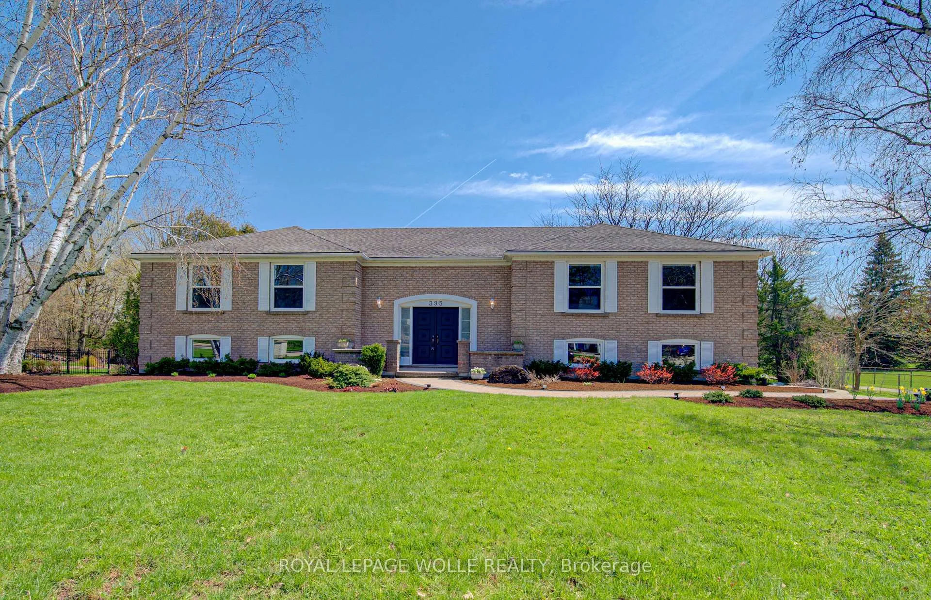 Photo 1 of 395 Warrington Drive, Waterloo — HOMEH