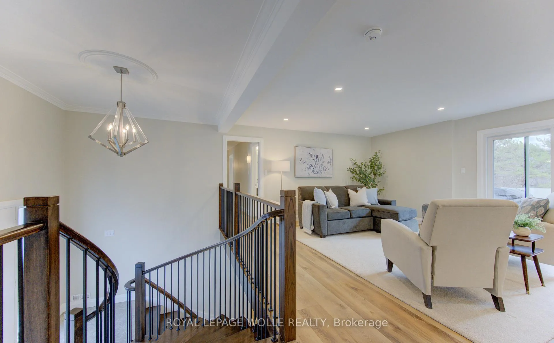 Photo 9 of 395 Warrington Drive, Waterloo — HOMEH
