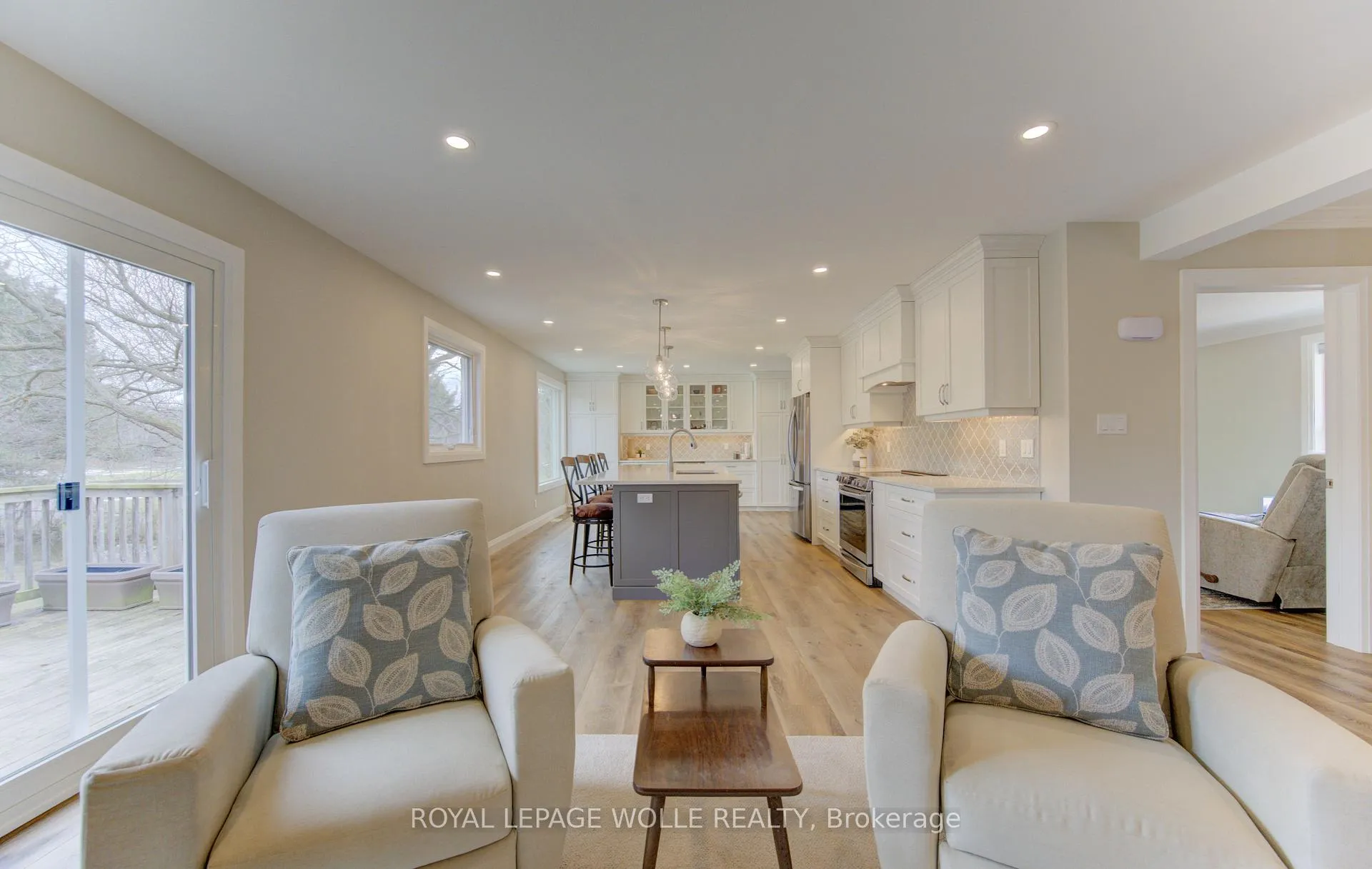Photo 13 of 395 Warrington Drive, Waterloo — HOMEH