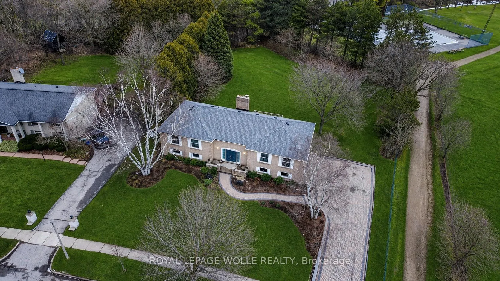 Photo 47 of 395 Warrington Drive, Waterloo — HOMEH