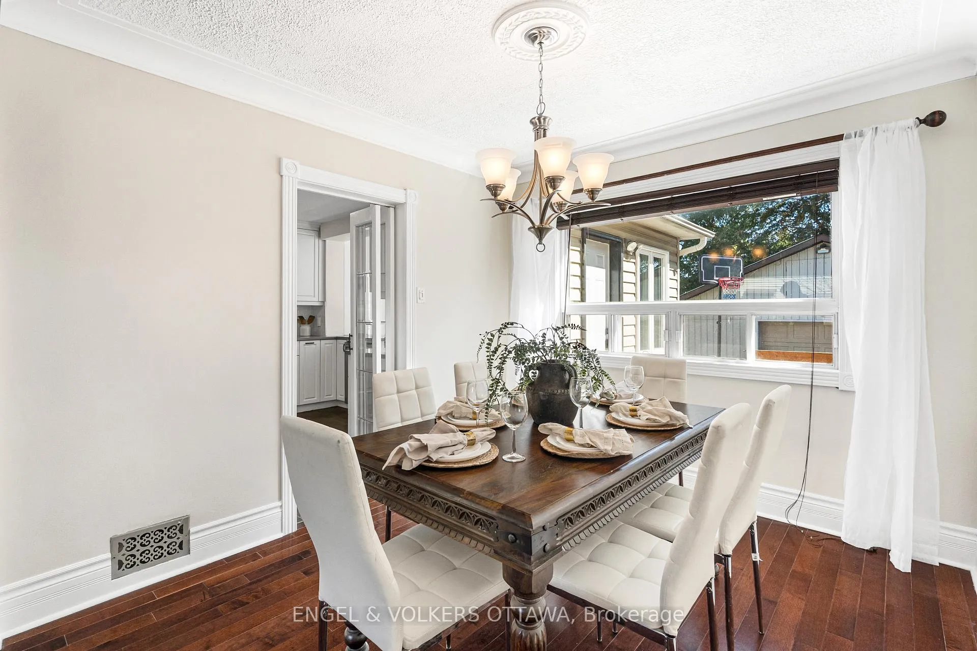 Photo 8 of 1252 Anoka Street, Ottawa, Ridgemont — HOMEH