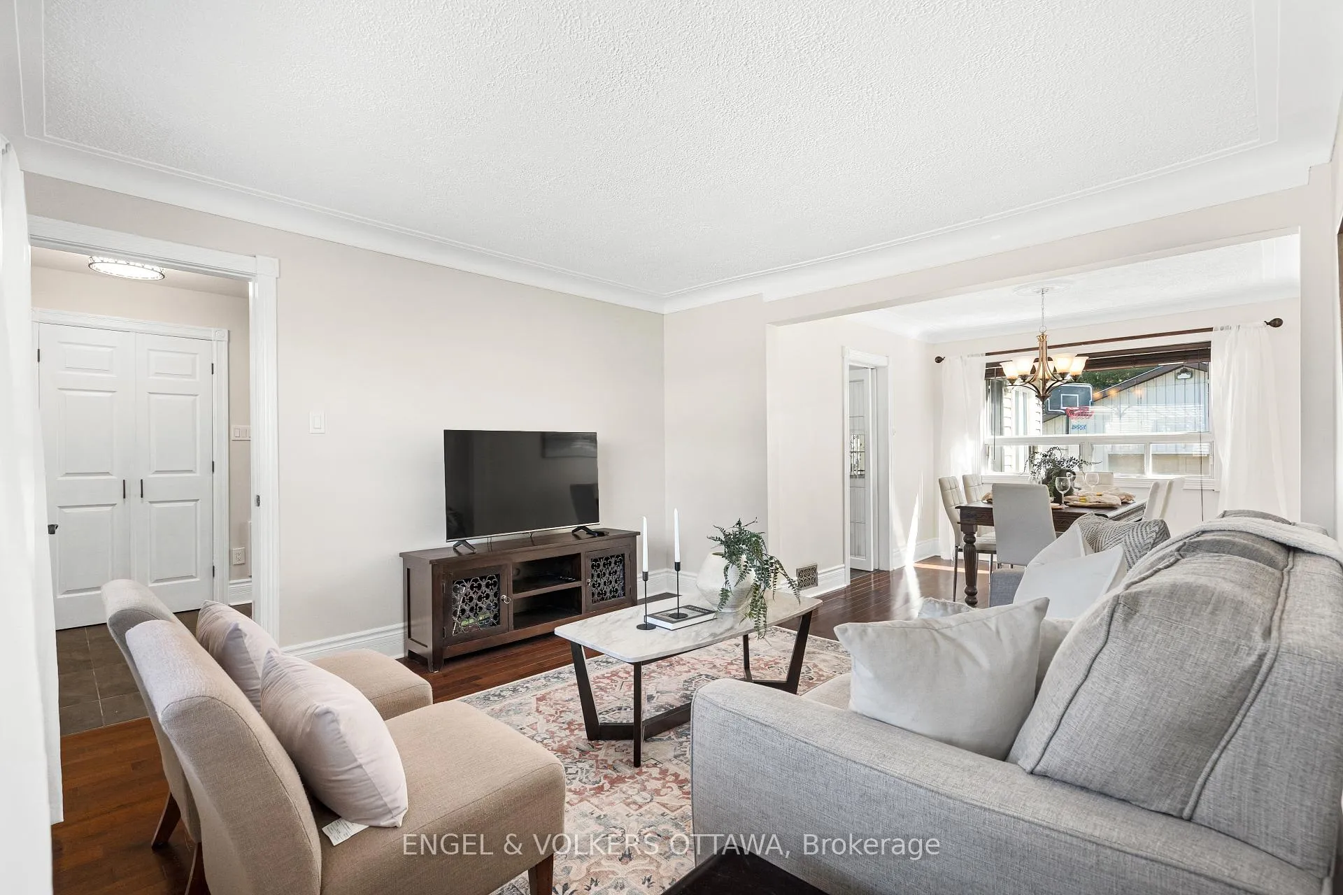Photo 10 of 1252 Anoka Street, Ottawa, Ridgemont — HOMEH