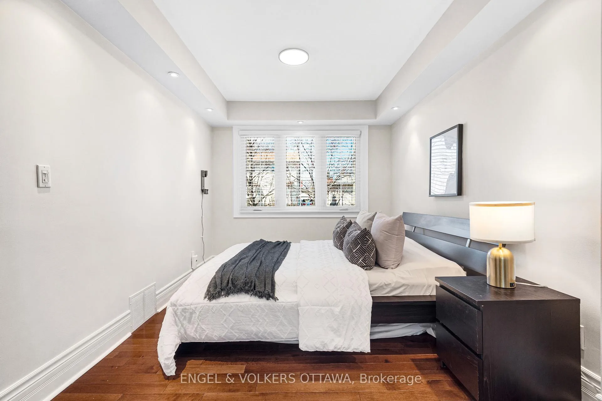 Photo 14 of 1252 Anoka Street, Ottawa, Ridgemont — HOMEH