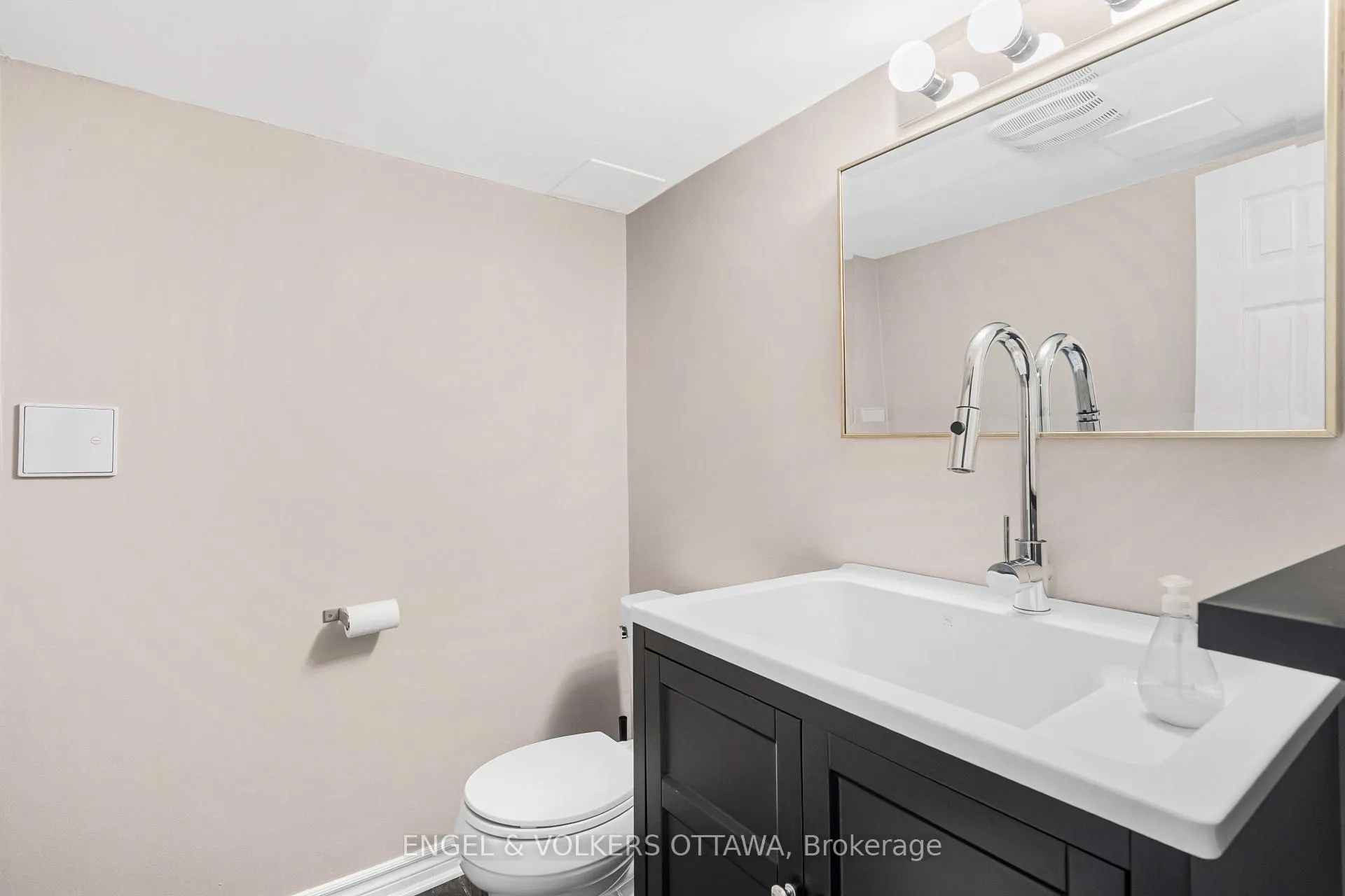 Photo 29 of 1252 Anoka Street, Ottawa, Ridgemont — HOMEH