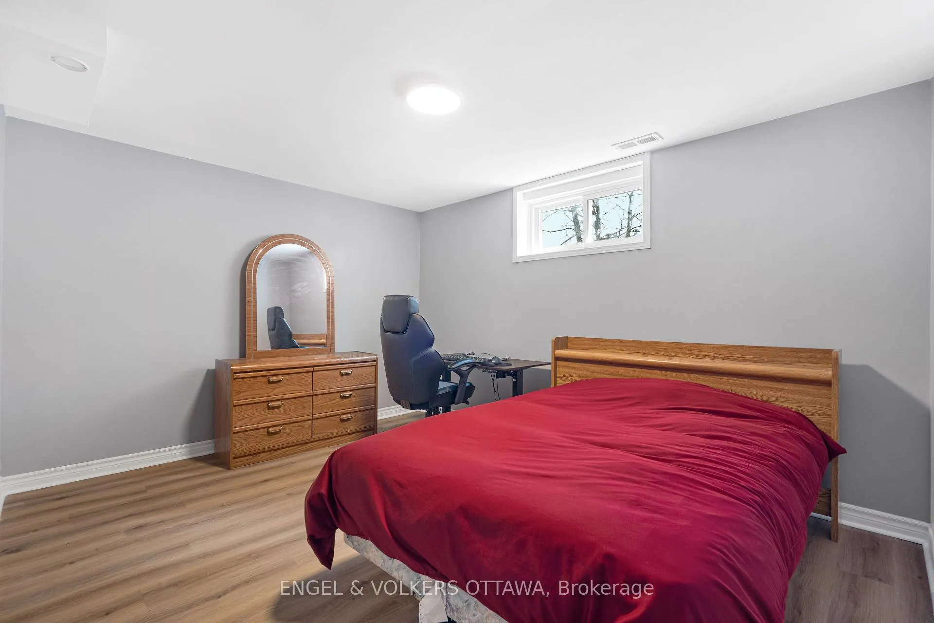 Photo 30 of 1252 Anoka Street, Ottawa, Ridgemont — HOMEH