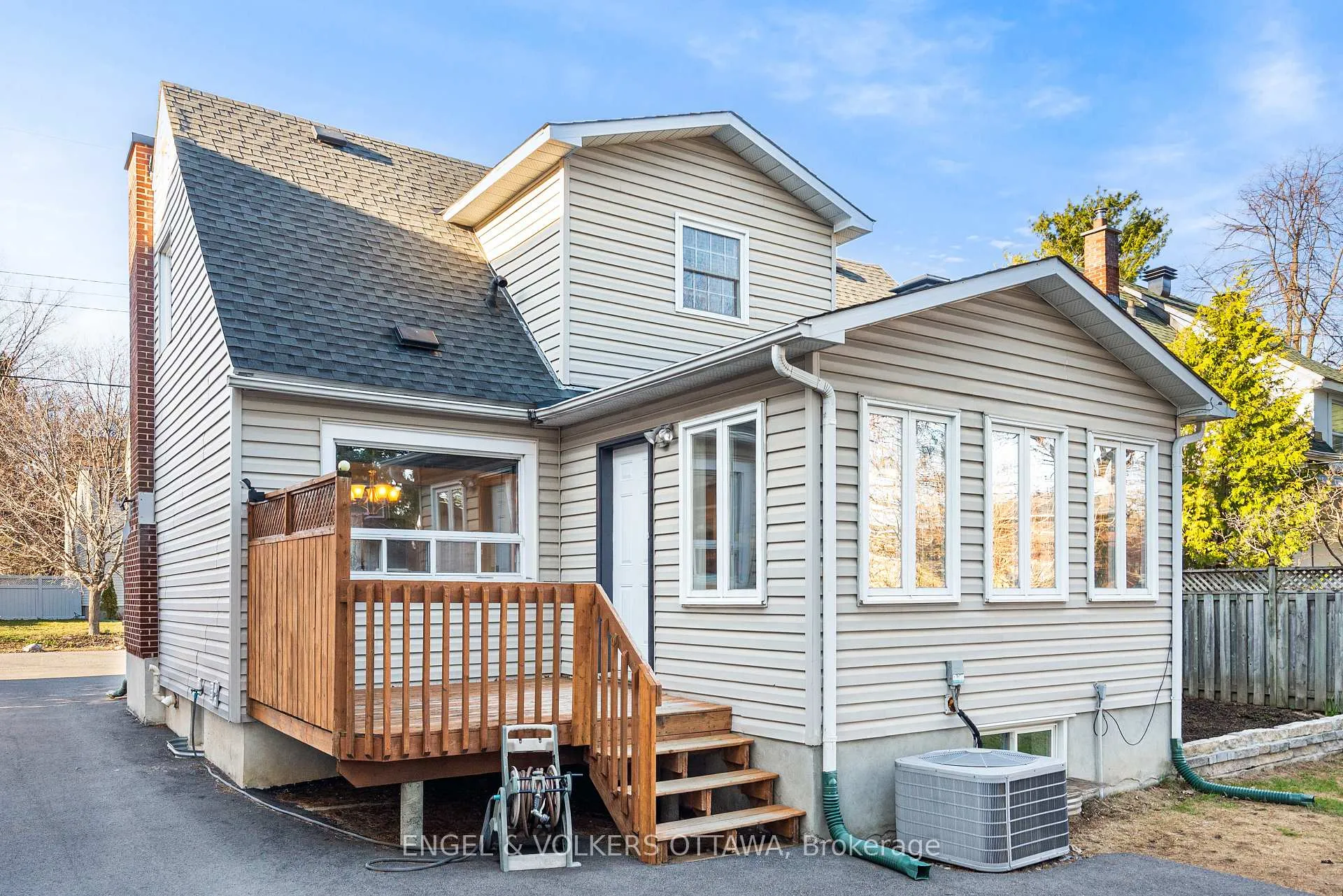 Photo 34 of 1252 Anoka Street, Ottawa, Ridgemont — HOMEH