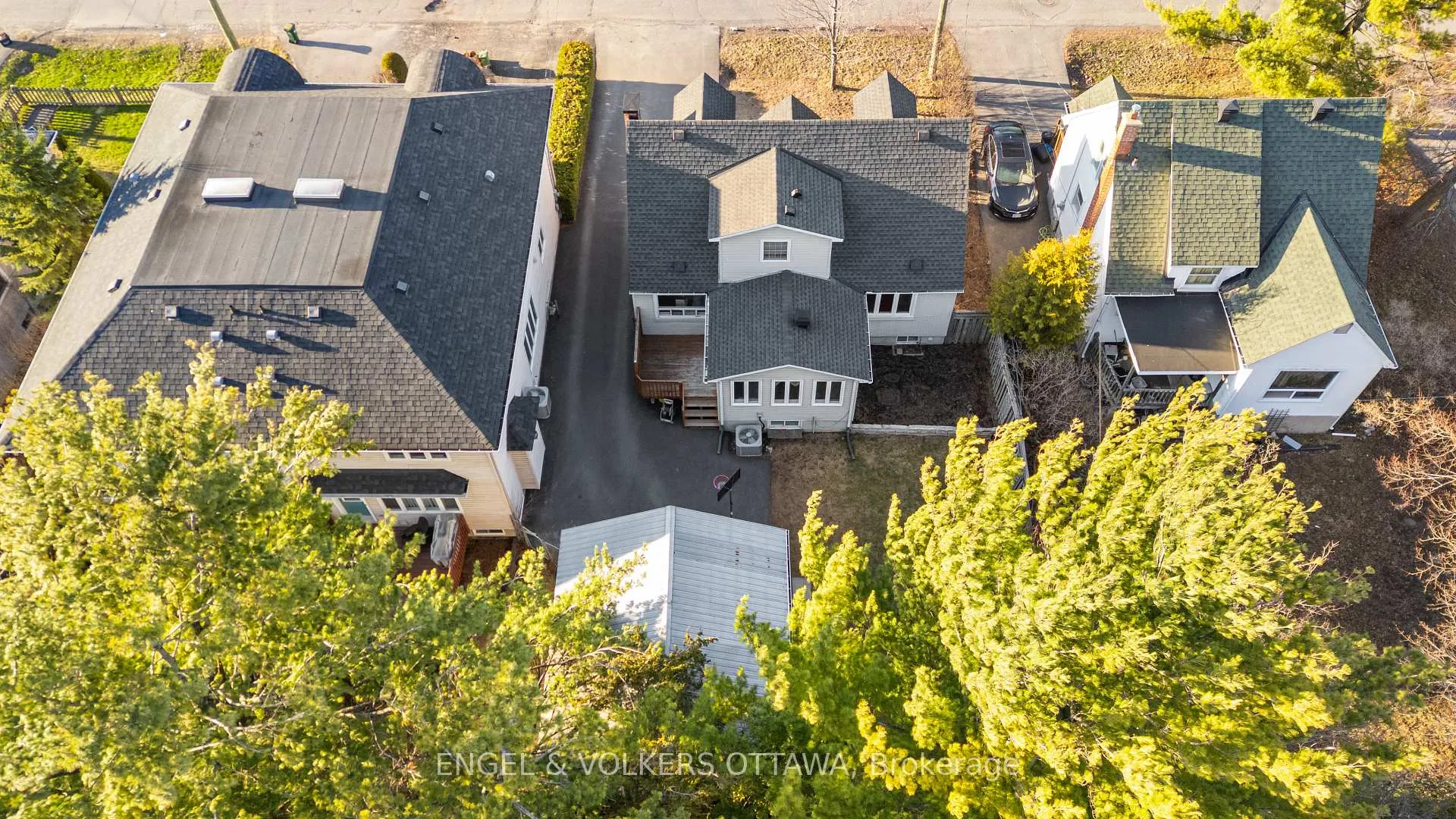 Photo 39 of 1252 Anoka Street, Ottawa, Ridgemont — HOMEH