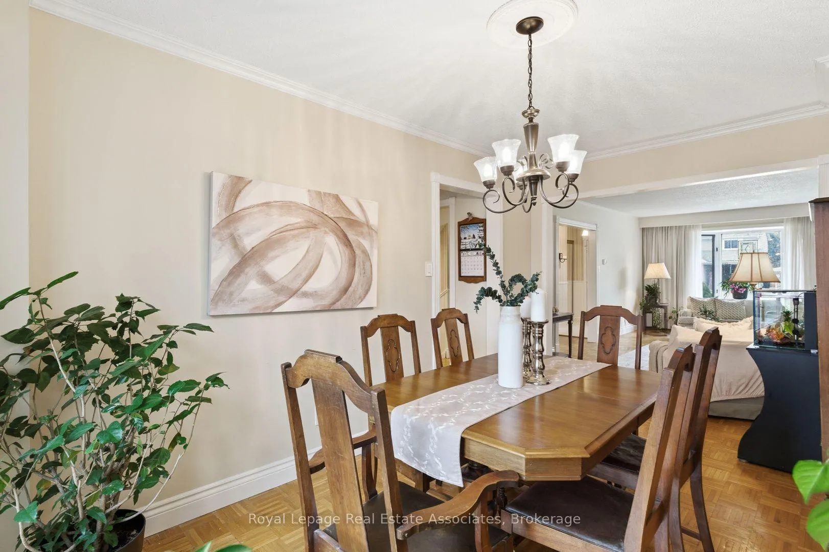 Photo 7 of 3244 Mainsail Crescent, Mississauga, Erin Mills — HOMEH
