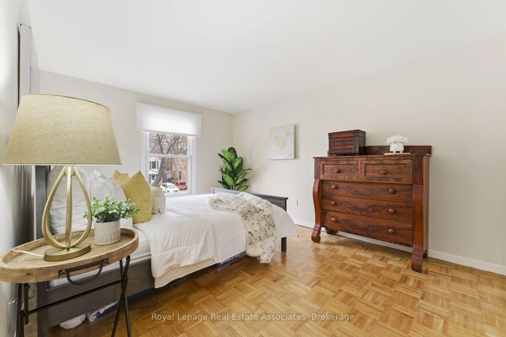 Photo 14 of 3244 Mainsail Crescent, Mississauga, Erin Mills — HOMEH