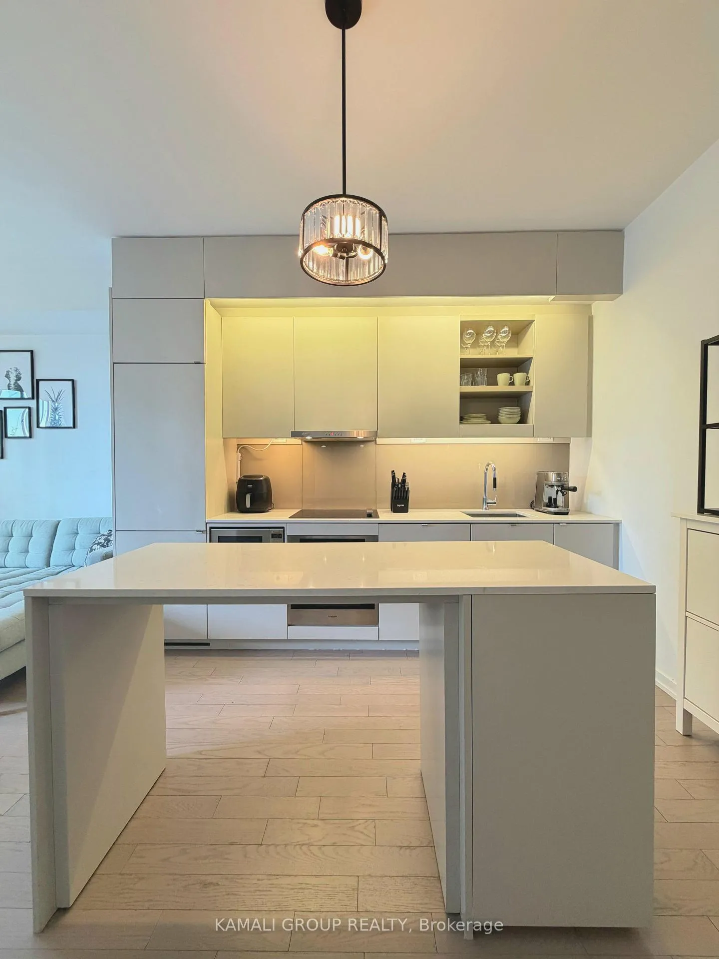 Photo 7 of Unit 1712, 101 Peter Street, Toronto, Waterfront Communities — HOMEH