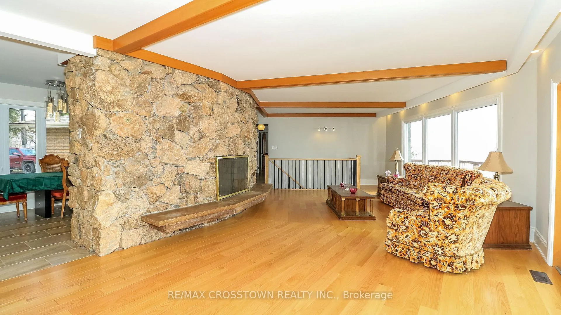 Photo 9 of 29 Grandview Crescent, Oro-Medonte, Rural Oro-Medonte — HOMEH