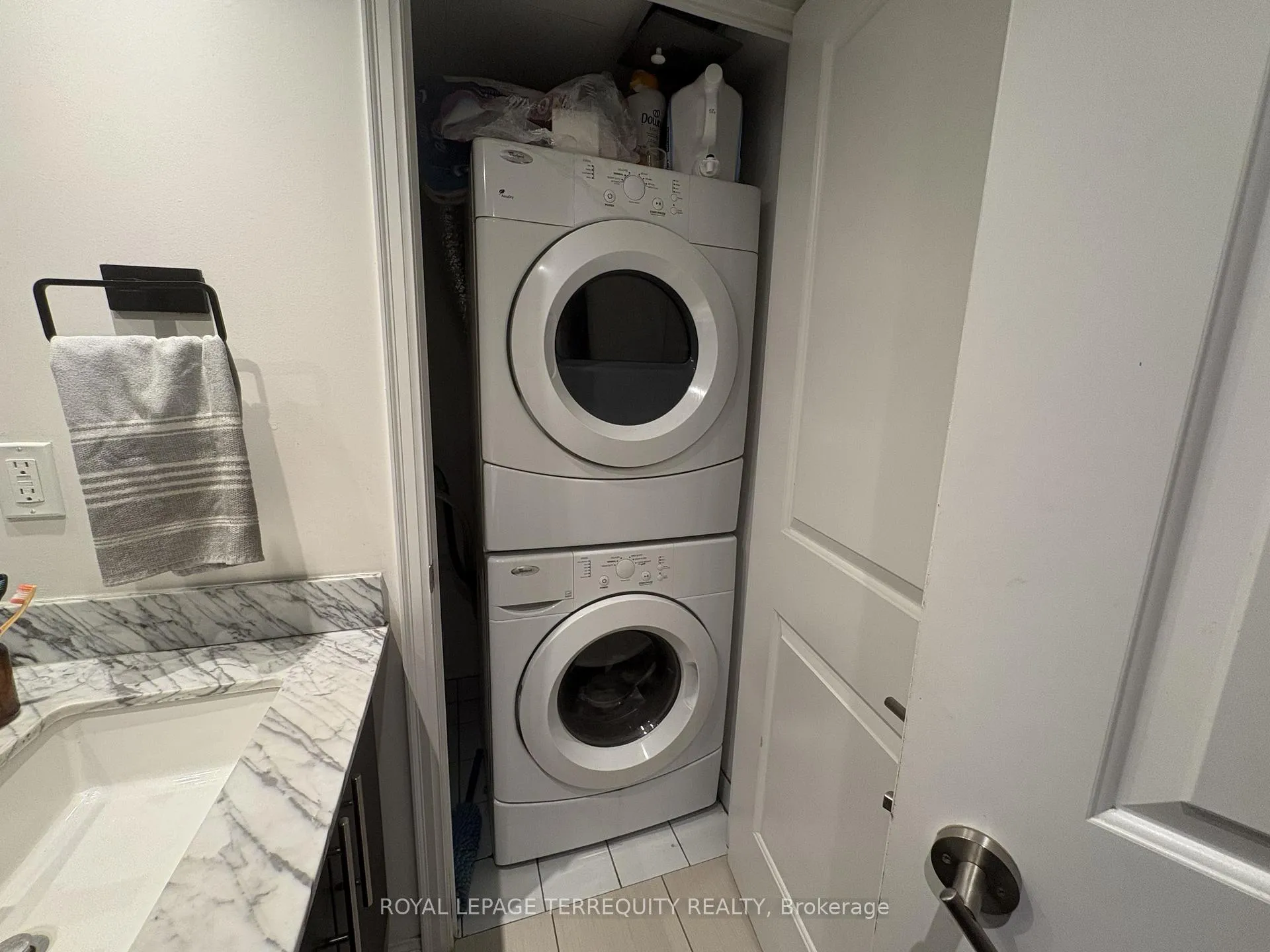 Photo 19 of Unit 1208, 75 E Liberty Street, Toronto, Niagara — HOMEH
