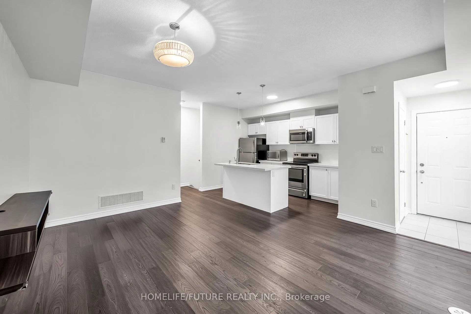 Photo 8 of Unit 109, 1781 Rex Heath Drive, Pickering, Duffin Heights — HOMEH