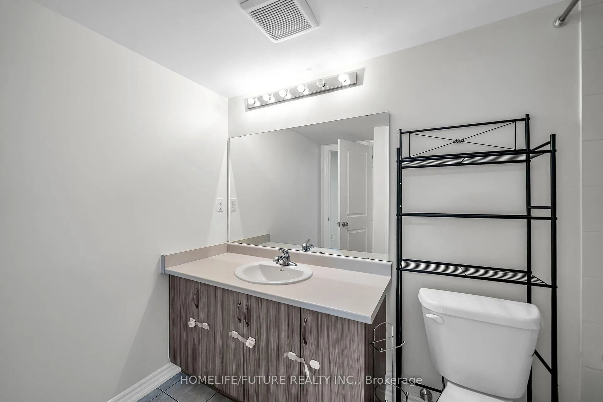 Photo 10 of Unit 109, 1781 Rex Heath Drive, Pickering, Duffin Heights — HOMEH