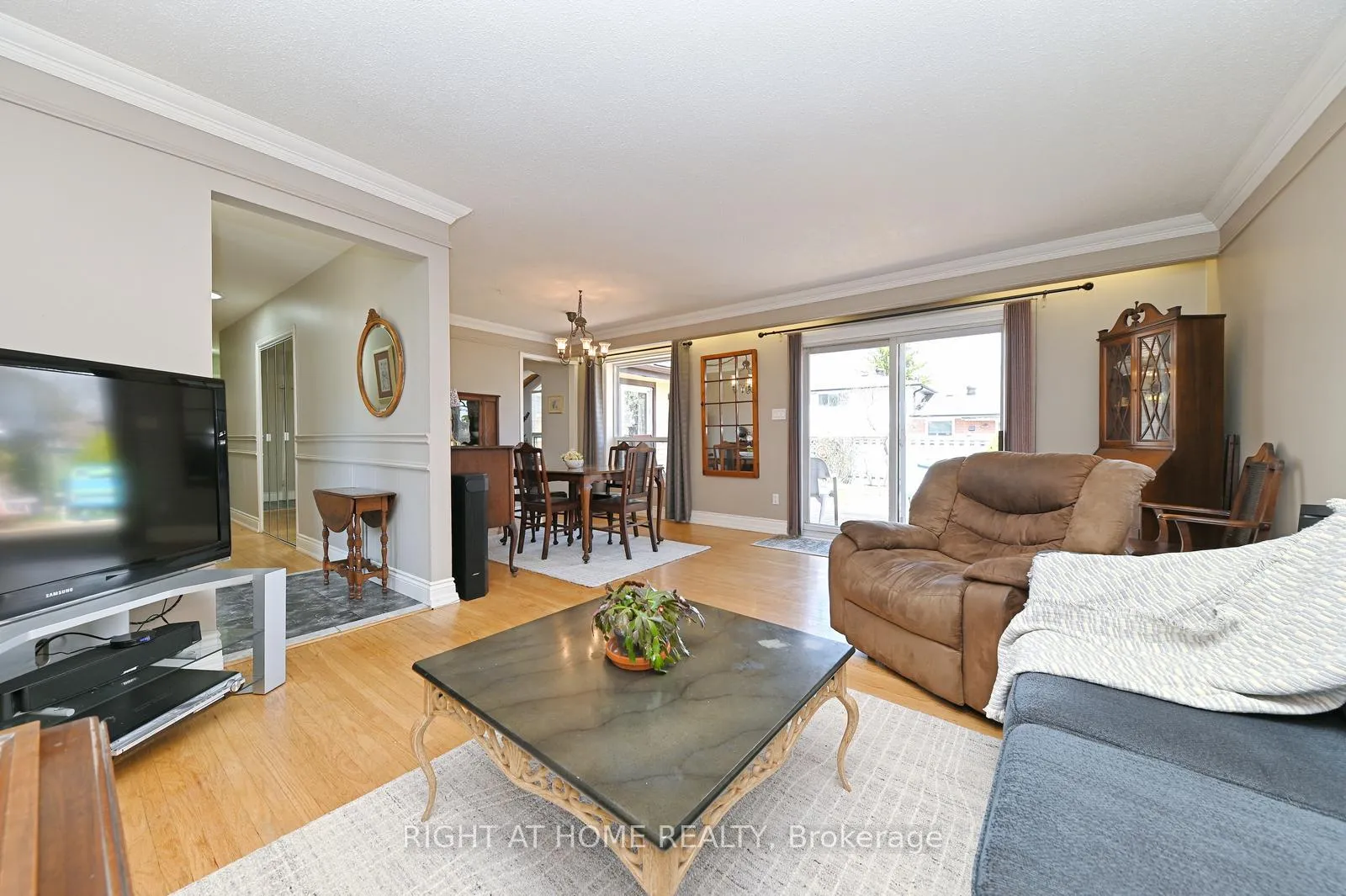 Photo 6 of 4 Allendale Road, Brampton, Brampton East — HOMEH