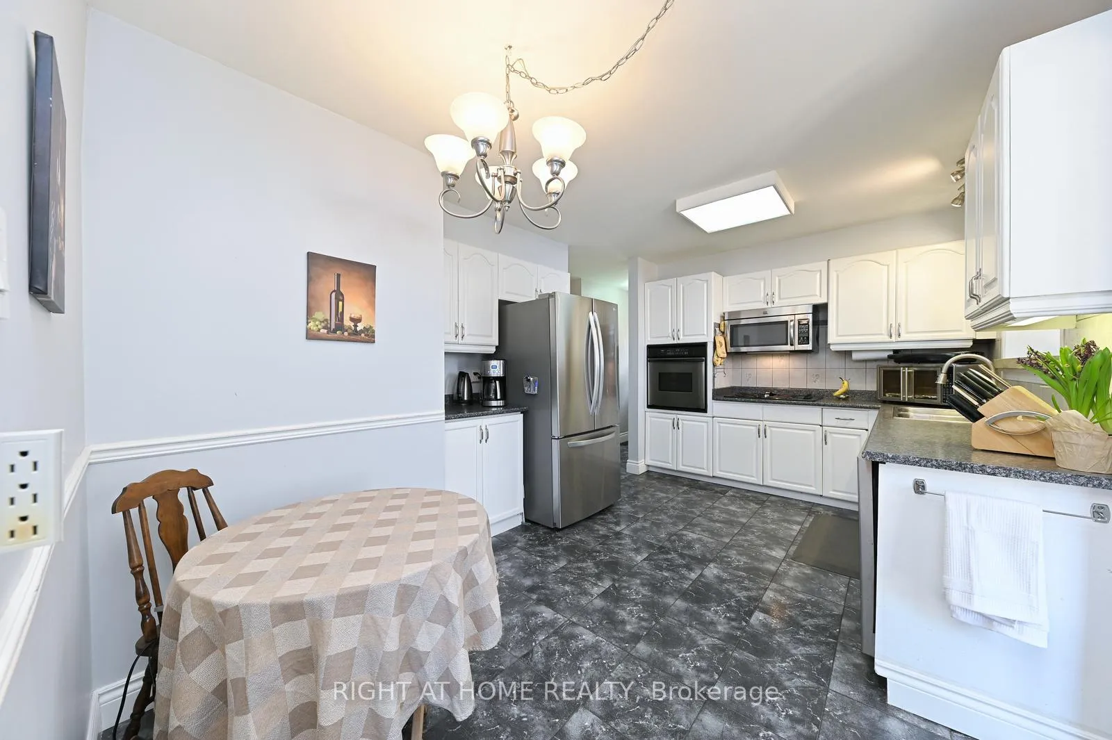 Photo 15 of 4 Allendale Road, Brampton, Brampton East — HOMEH