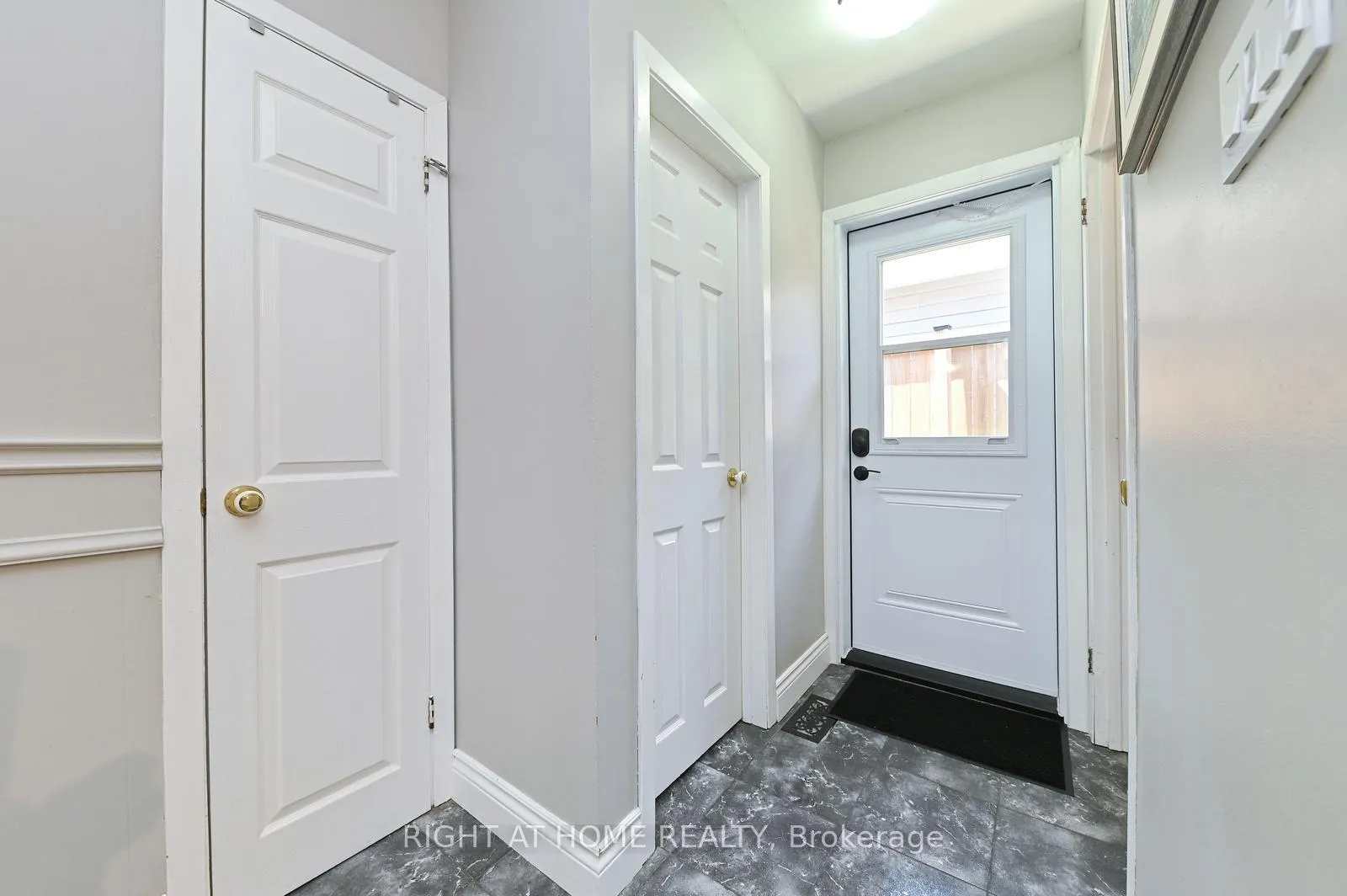 Photo 29 of 4 Allendale Road, Brampton, Brampton East — HOMEH