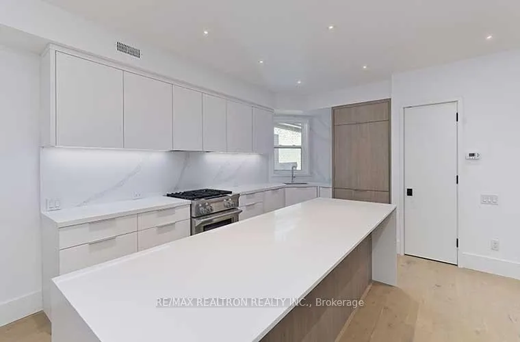 Photo 9 of 69 Brunswick Avenue, Toronto, University — HOMEH