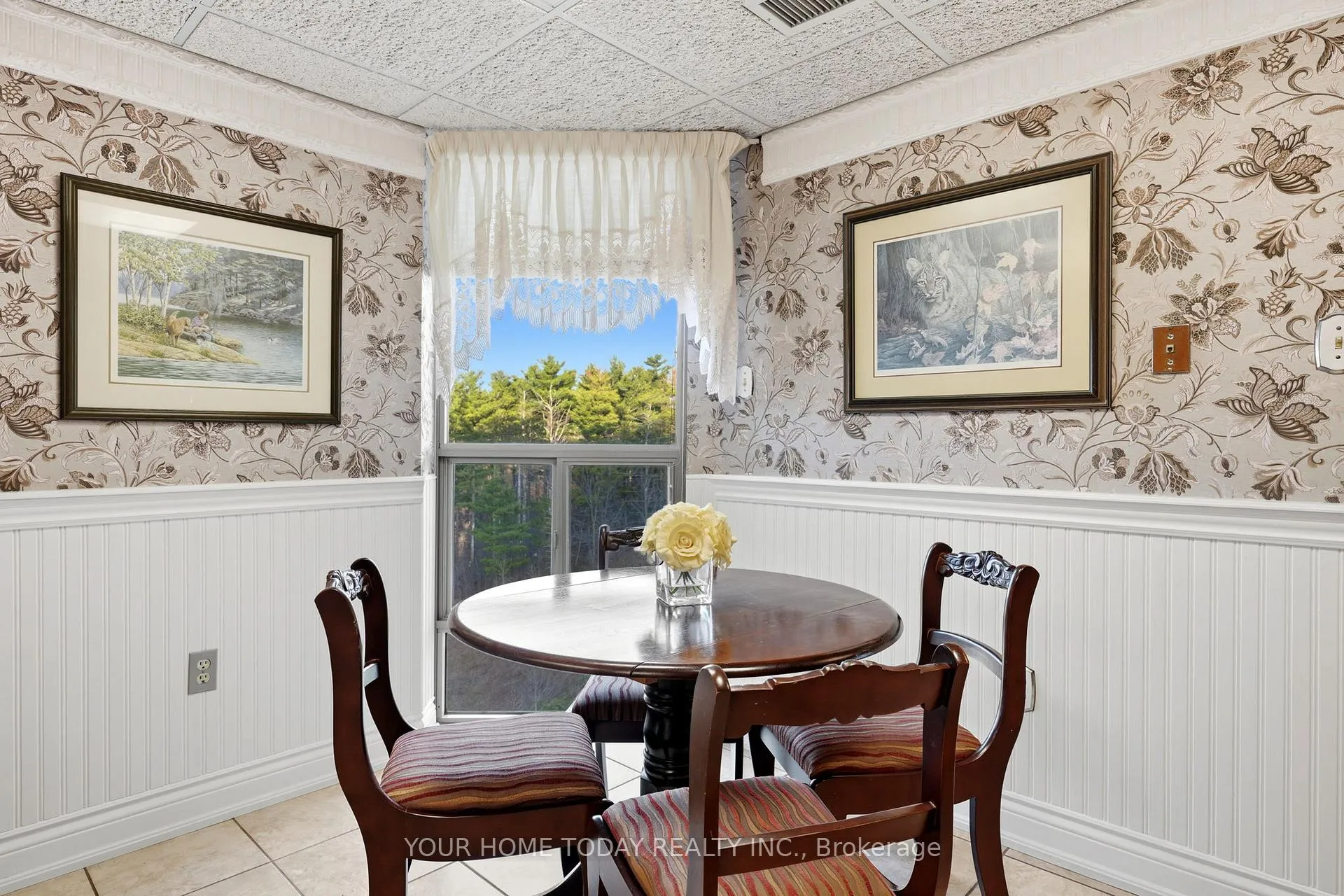 Photo 11 of Unit 507, 20 McFarlane Drive, Halton Hills, Georgetown — HOMEH