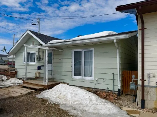 Photo 5 of 818 Prince Street, Hearst — HOMEH