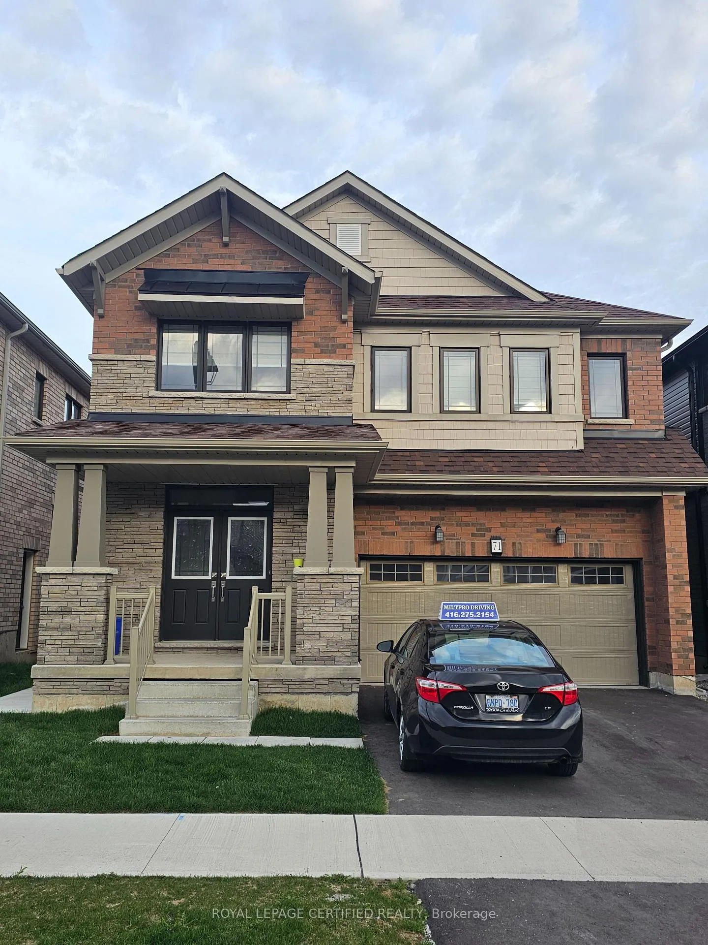 Photo 1 of 71 Lilac Circle, Haldimand — HOMEH