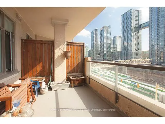 Photo 6 of Unit 436, 550 Front Street W, Toronto, Waterfront Communities — HOMEH