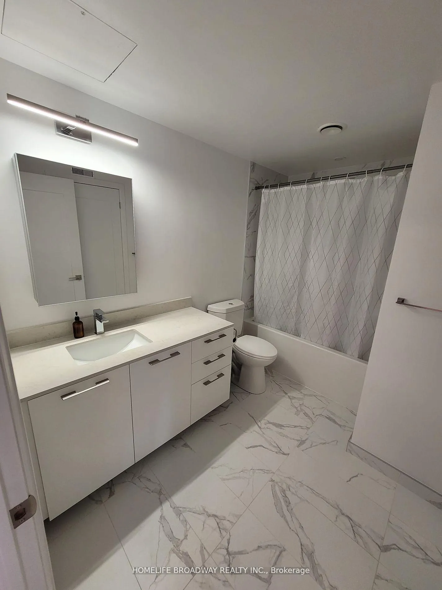 Photo 5 of Unit 201, 18 Water Walk Drive, Markham, Unionville — HOMEH