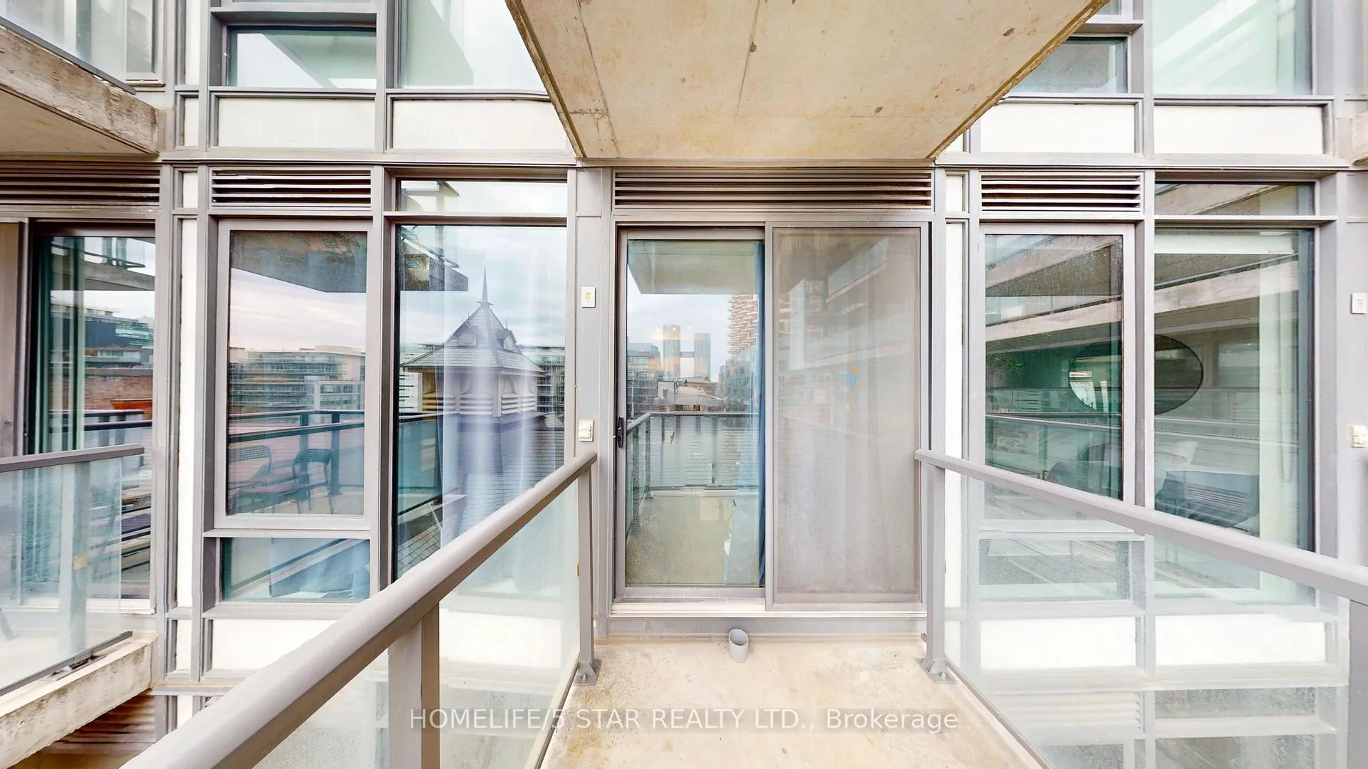 Photo 9 of Unit 616, 560 King Street W, Toronto, Waterfront Communities — HOMEH