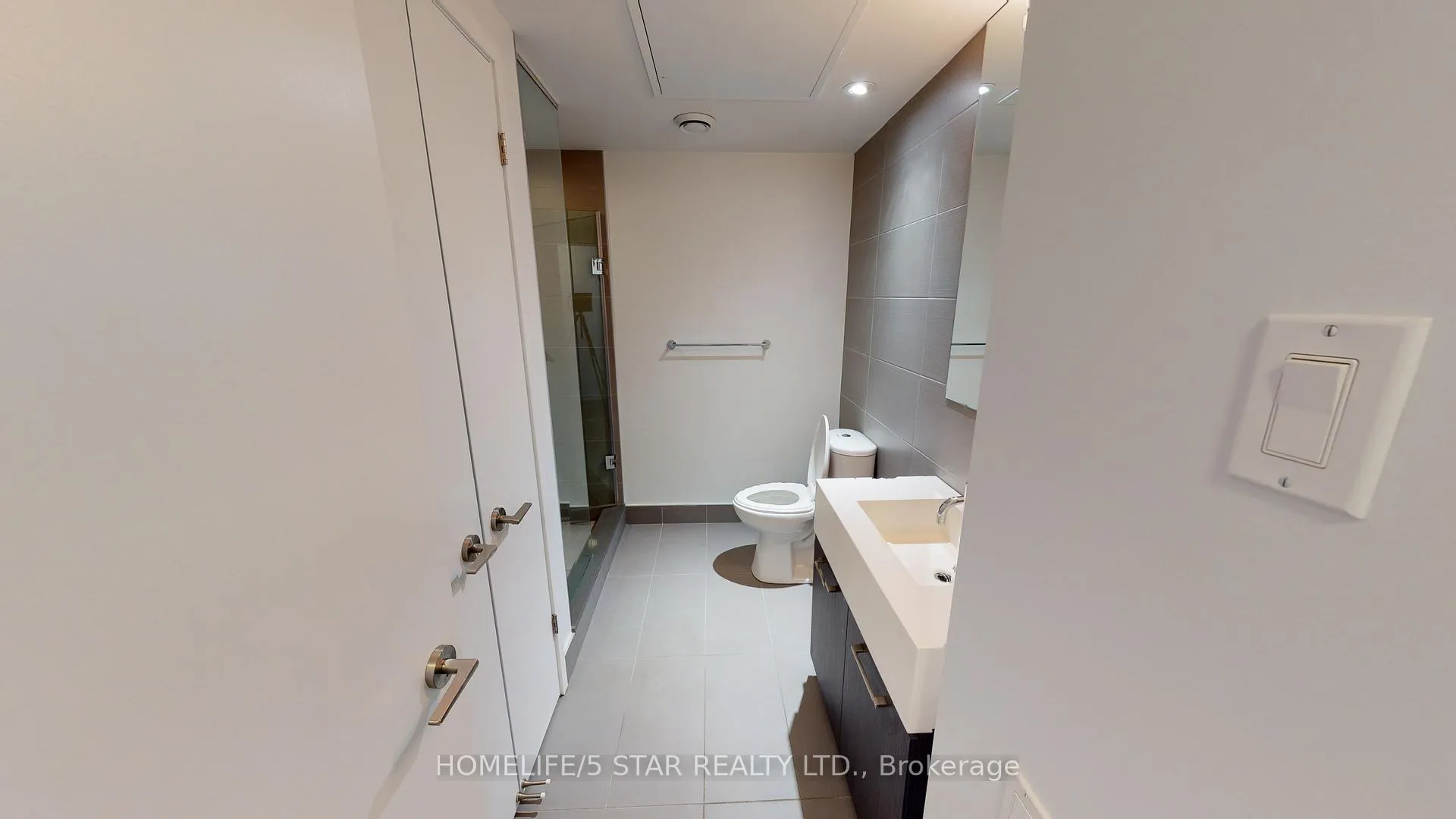 Photo 14 of Unit 616, 560 King Street W, Toronto, Waterfront Communities — HOMEH