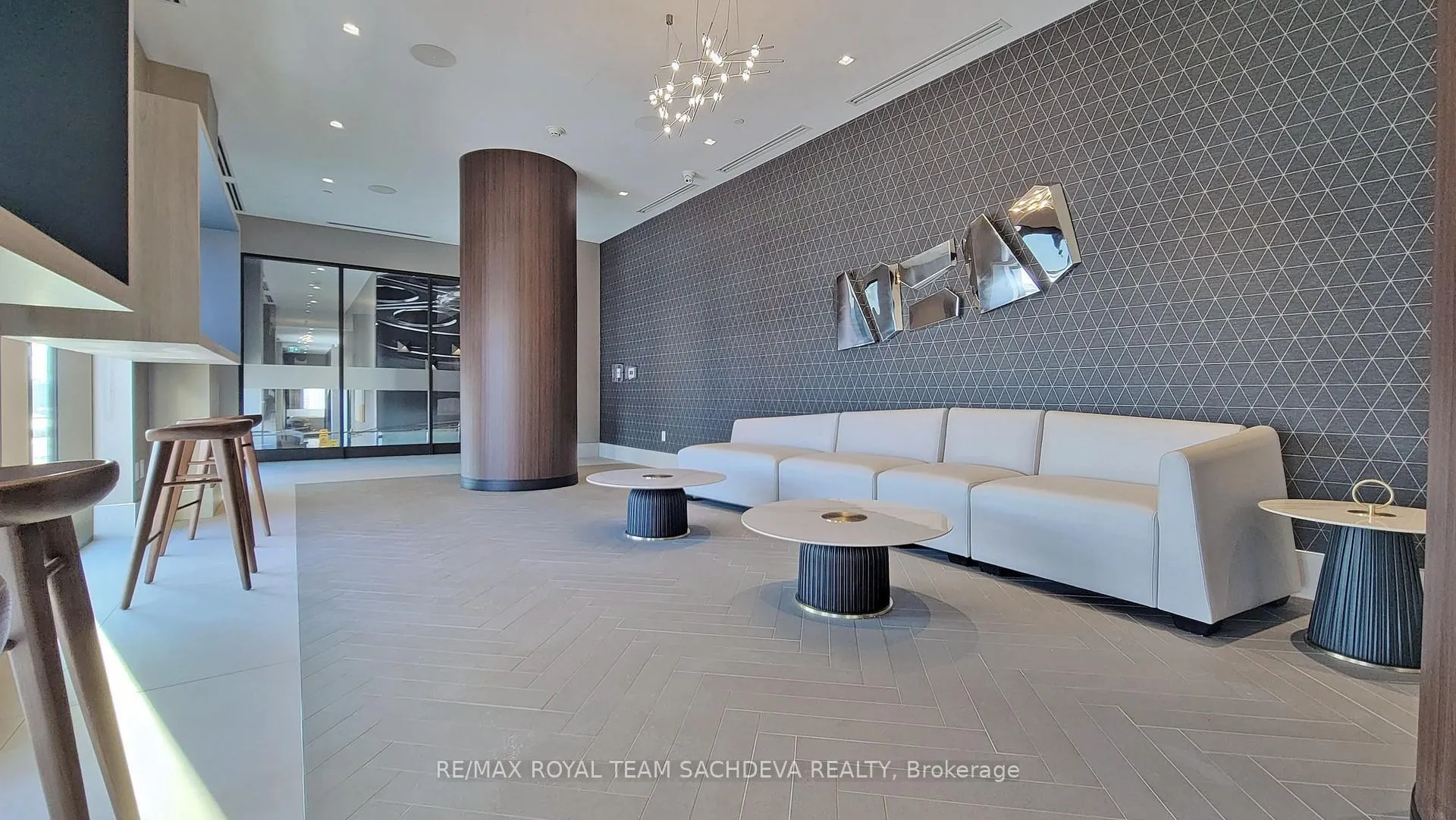 Photo 4 of Unit 2805, 3883 Quartz Road, Mississauga, City Centre — HOMEH