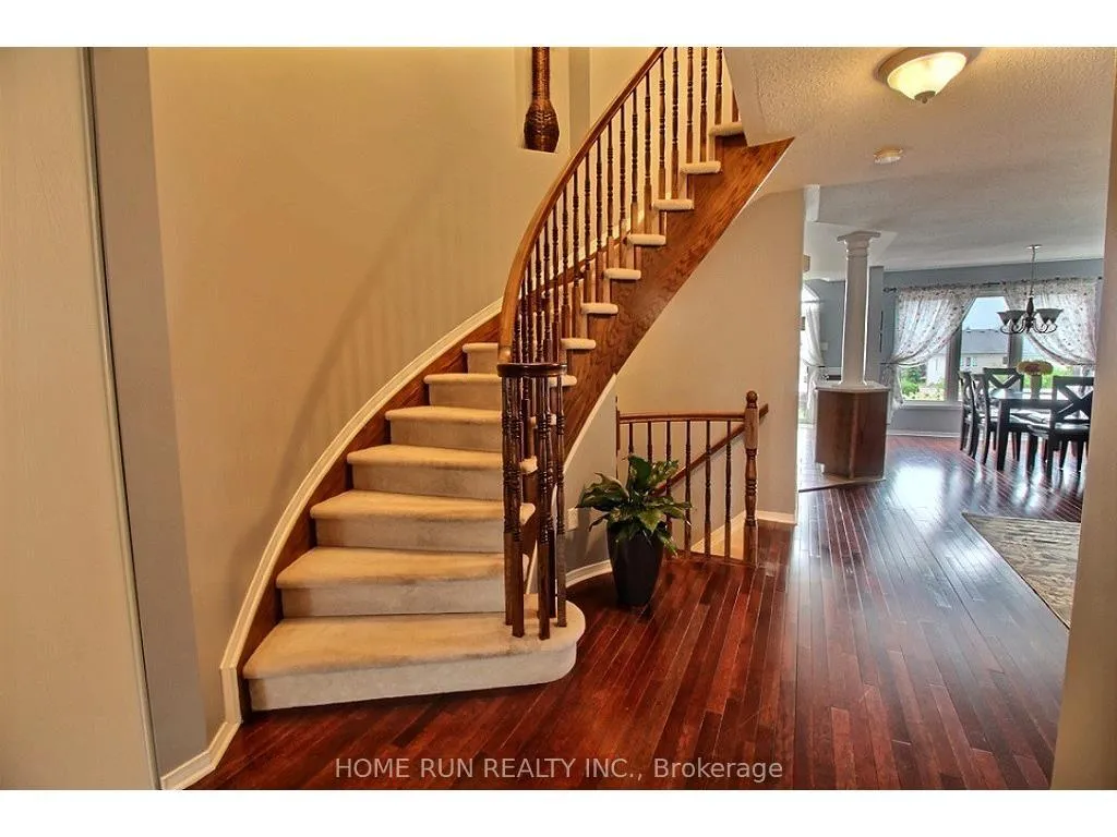 Photo 2 of 194 Flamborough Way, Ottawa, Kanata - Morgan's Grant/South March — HOMEH
