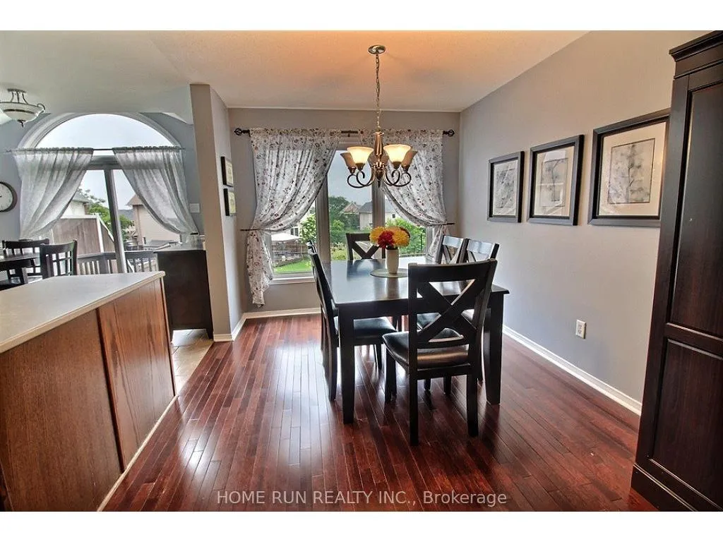 Photo 6 of 194 Flamborough Way, Ottawa, Kanata - Morgan's Grant/South March — HOMEH