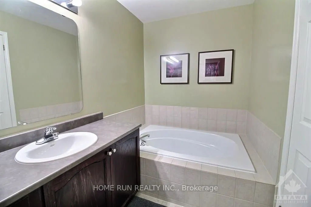 Photo 12 of 194 Flamborough Way, Ottawa, Kanata - Morgan's Grant/South March — HOMEH